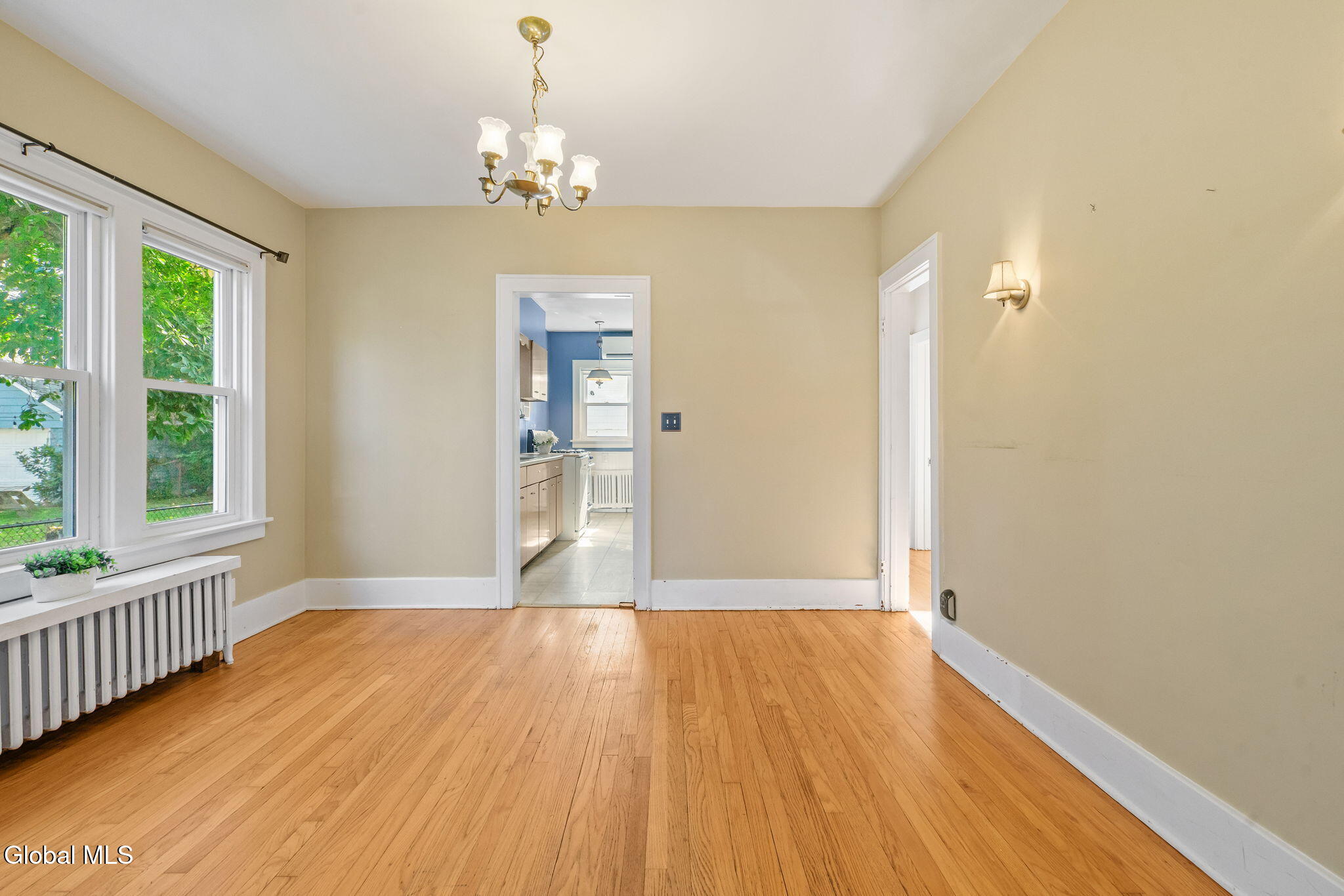 11 Fleetwood Avenue