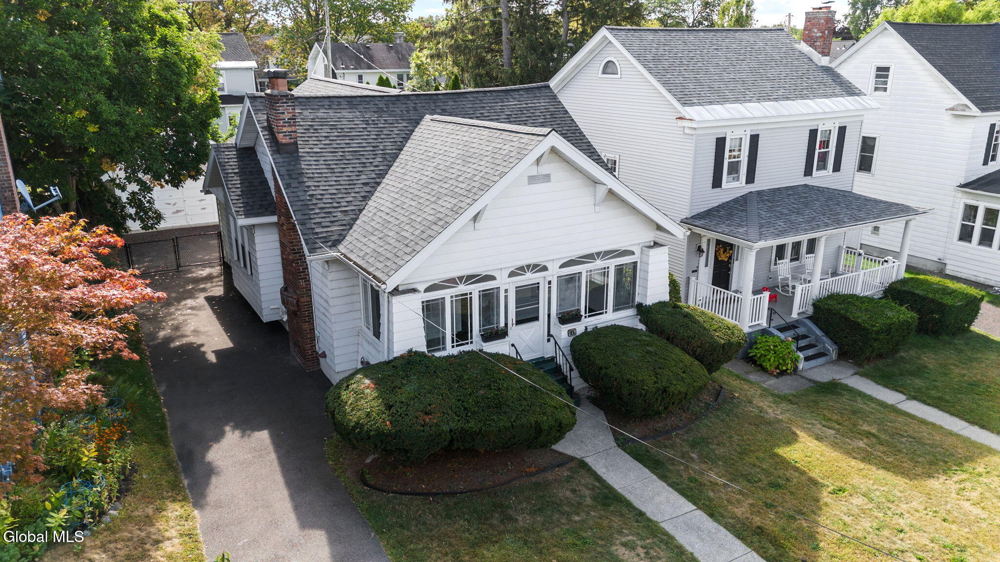 11 Fleetwood Avenue