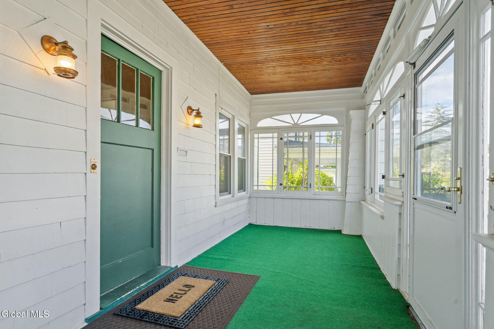 11 Fleetwood Avenue