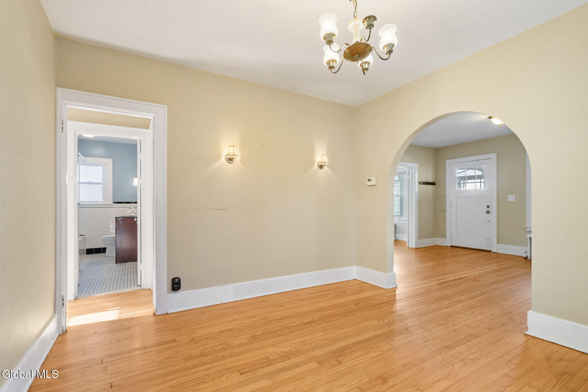11 Fleetwood Avenue