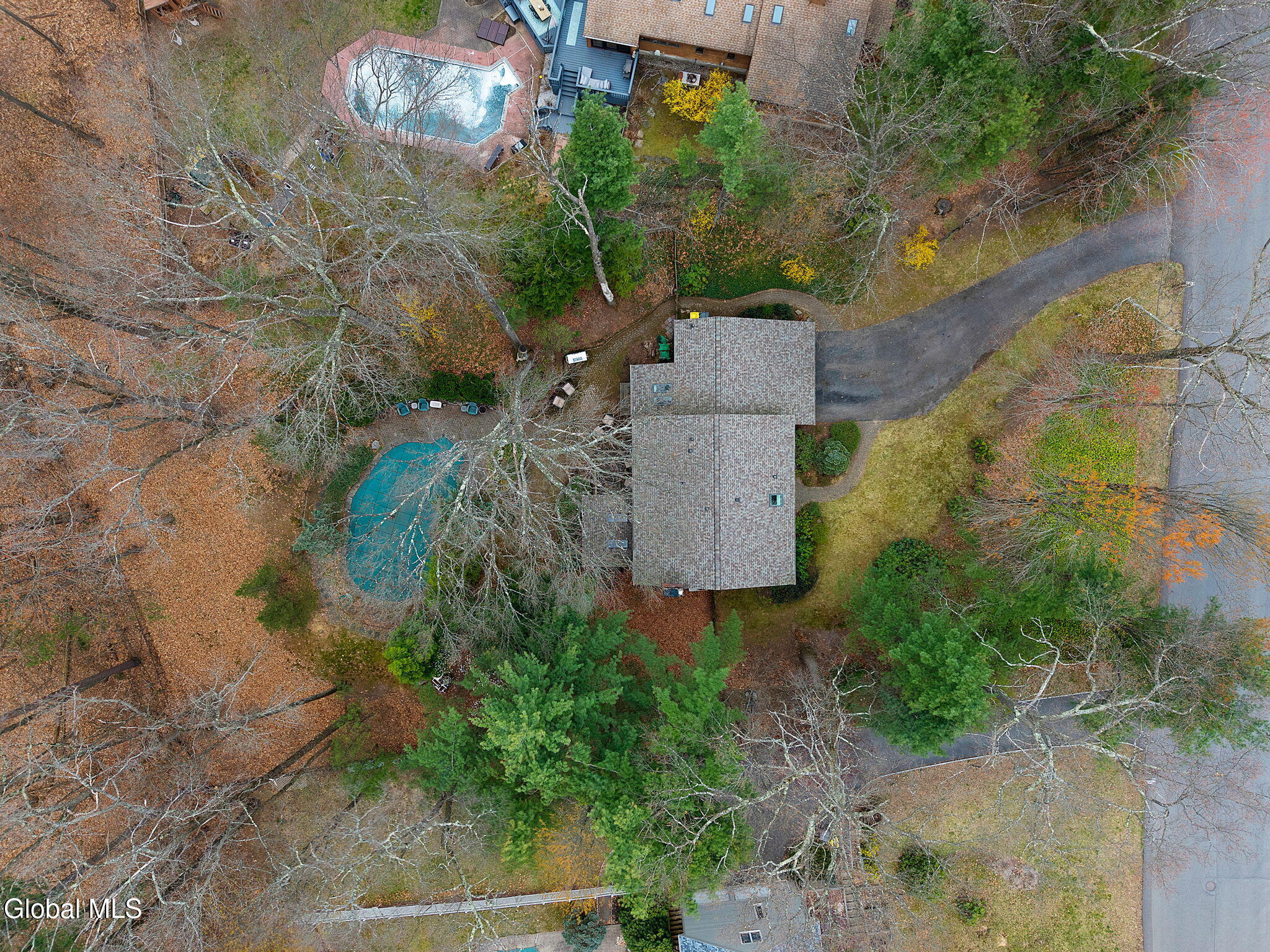 51 Robinwood Drive