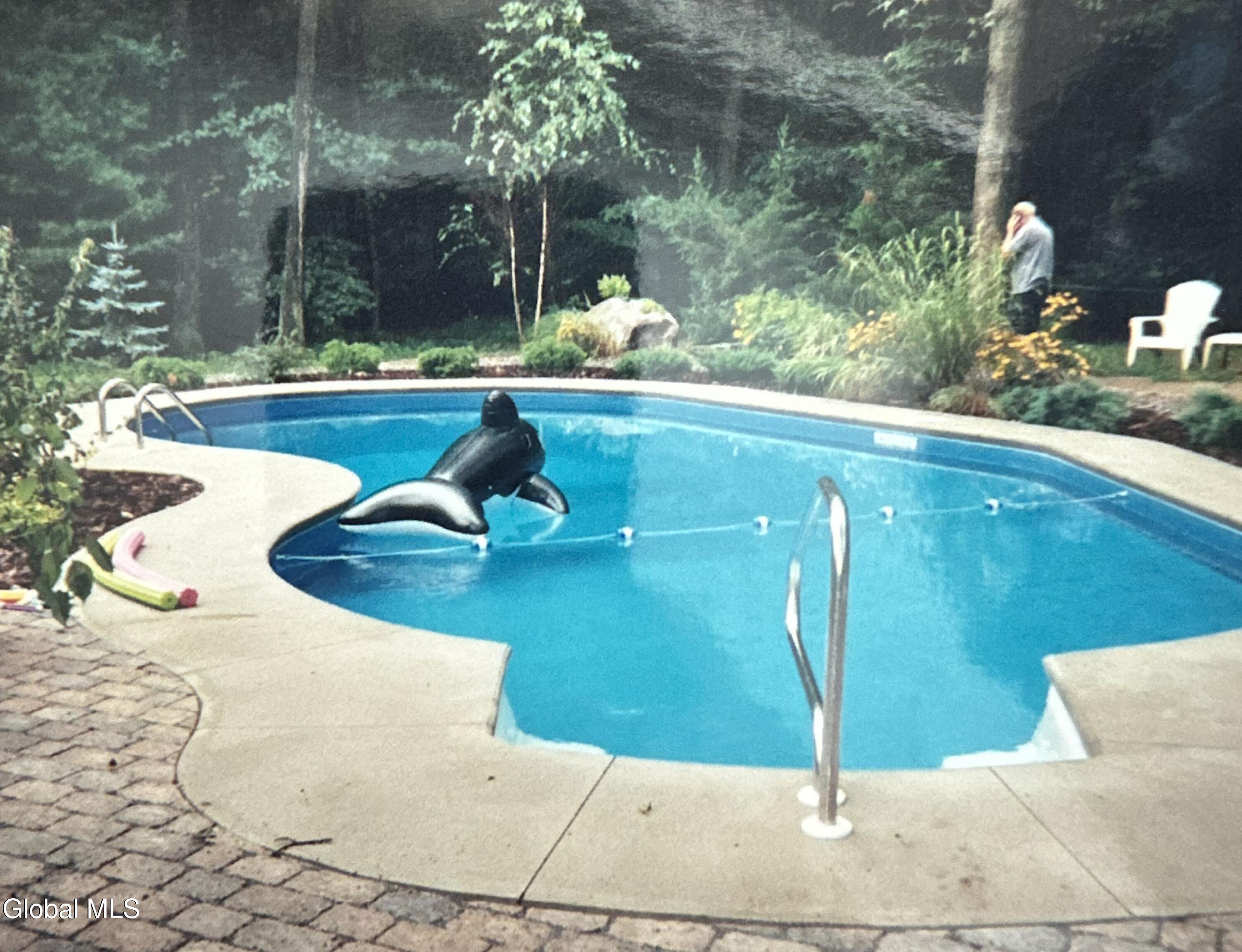 51 Robinwood Drive