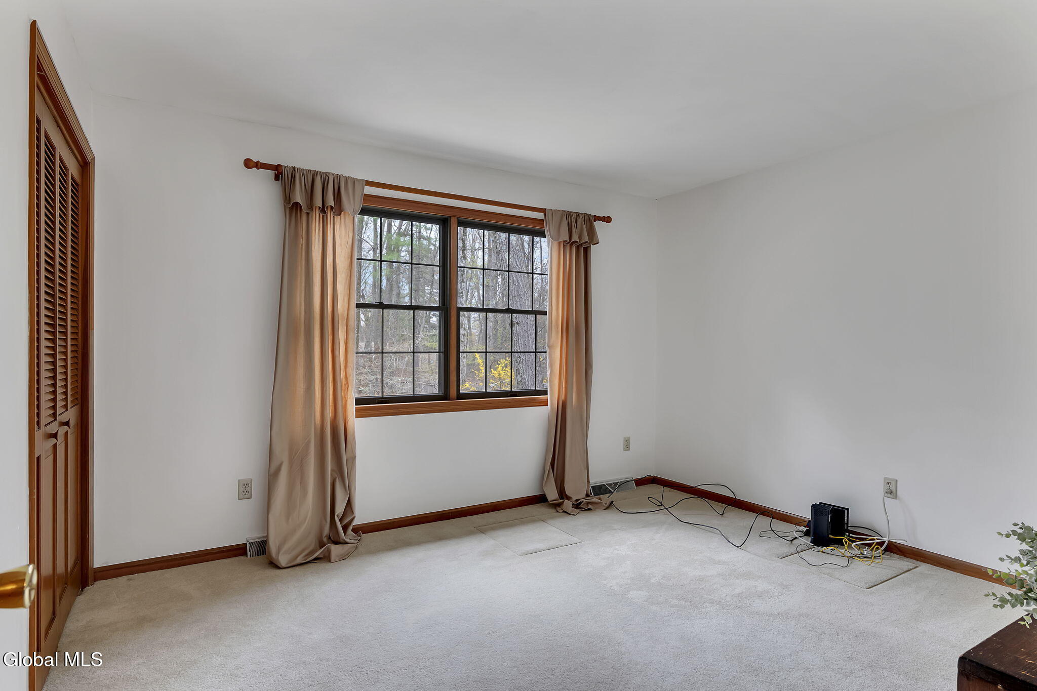 51 Robinwood Drive