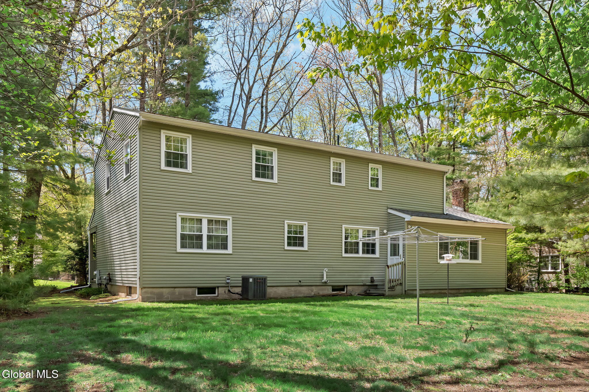 24 Huntwood Drive