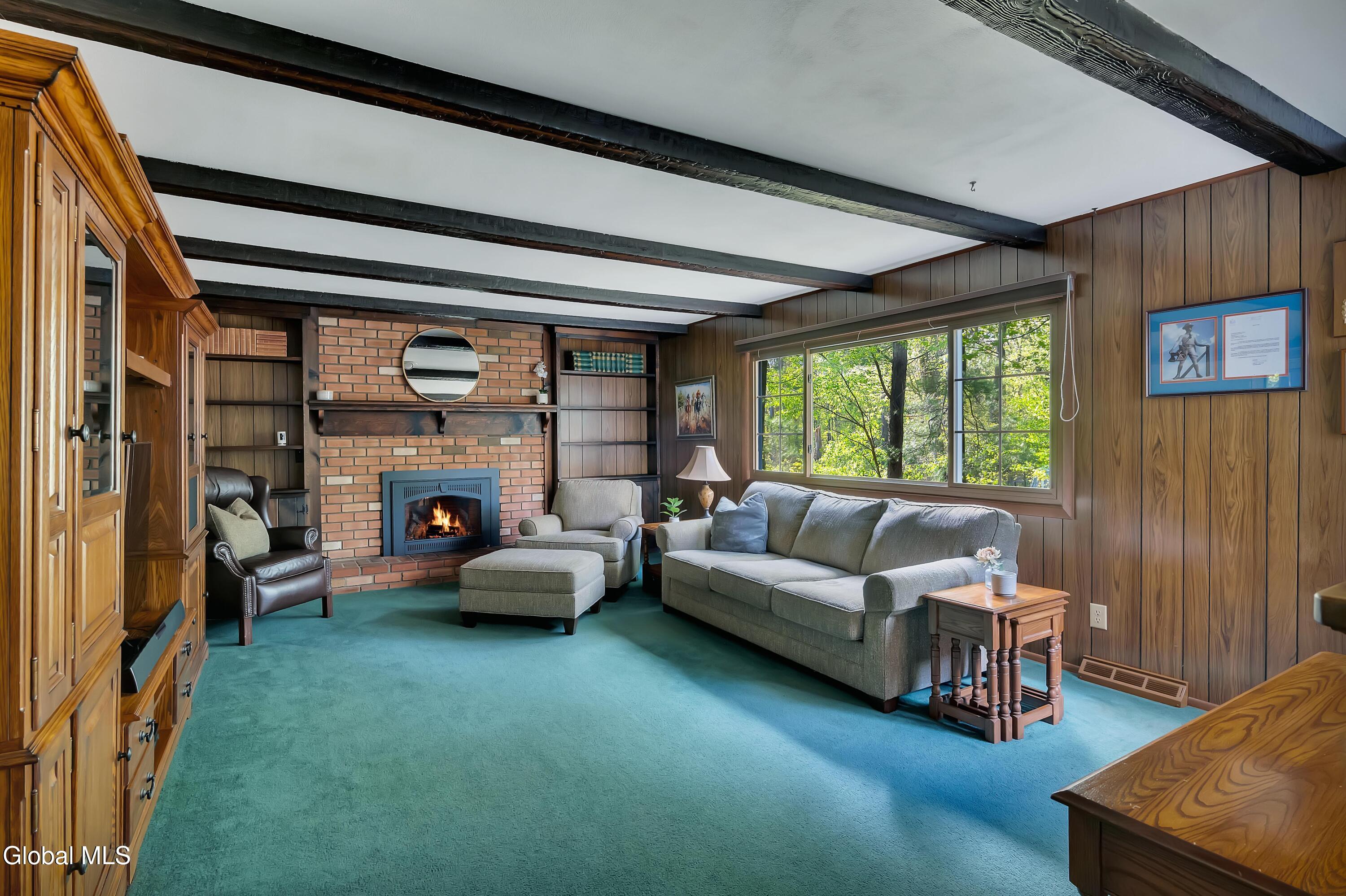 24 Huntwood Drive