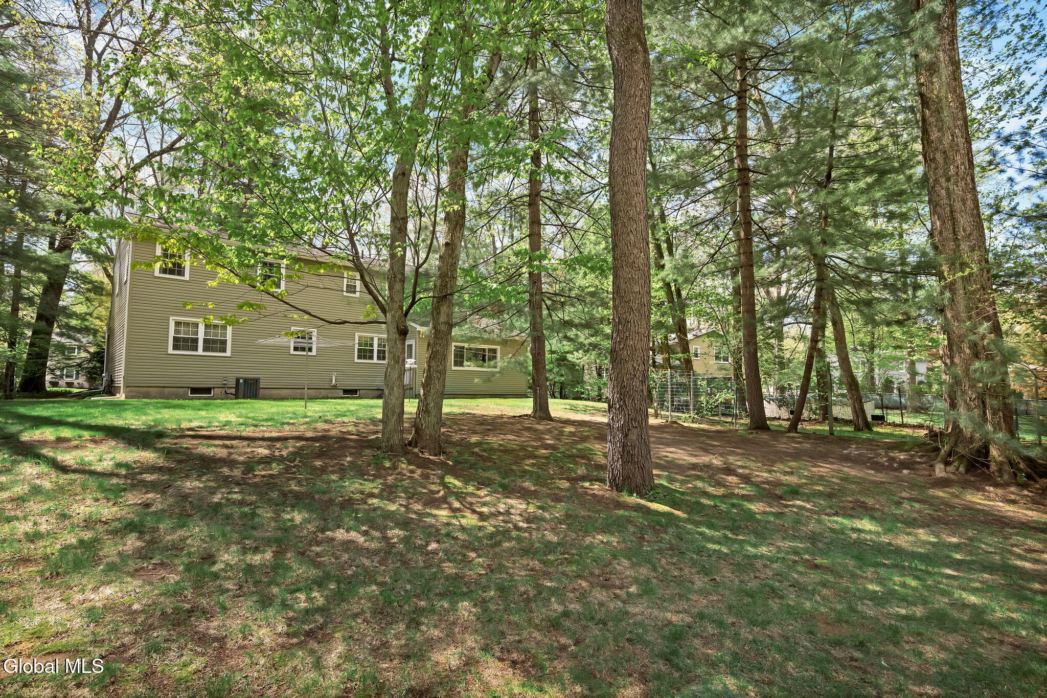 24 Huntwood Drive