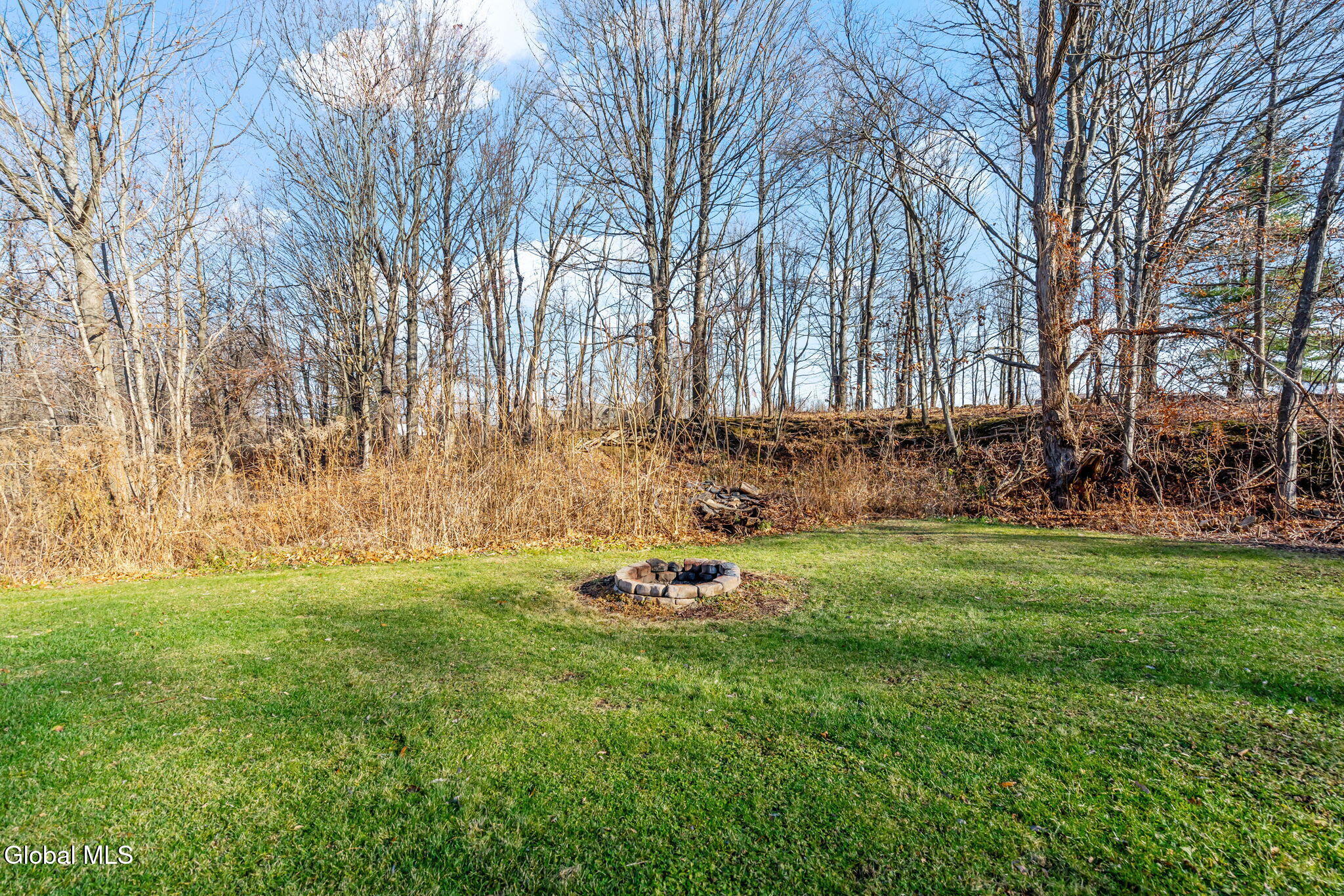 1612 W Glenville Road