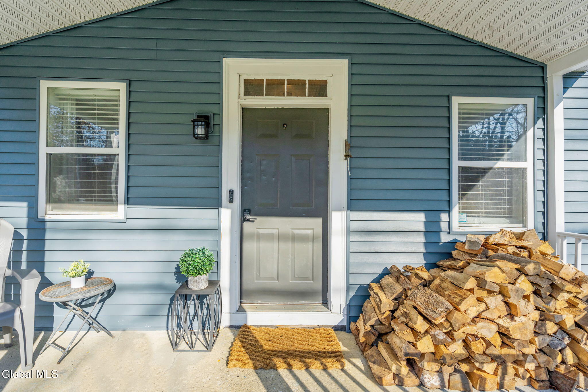 1612 W Glenville Road