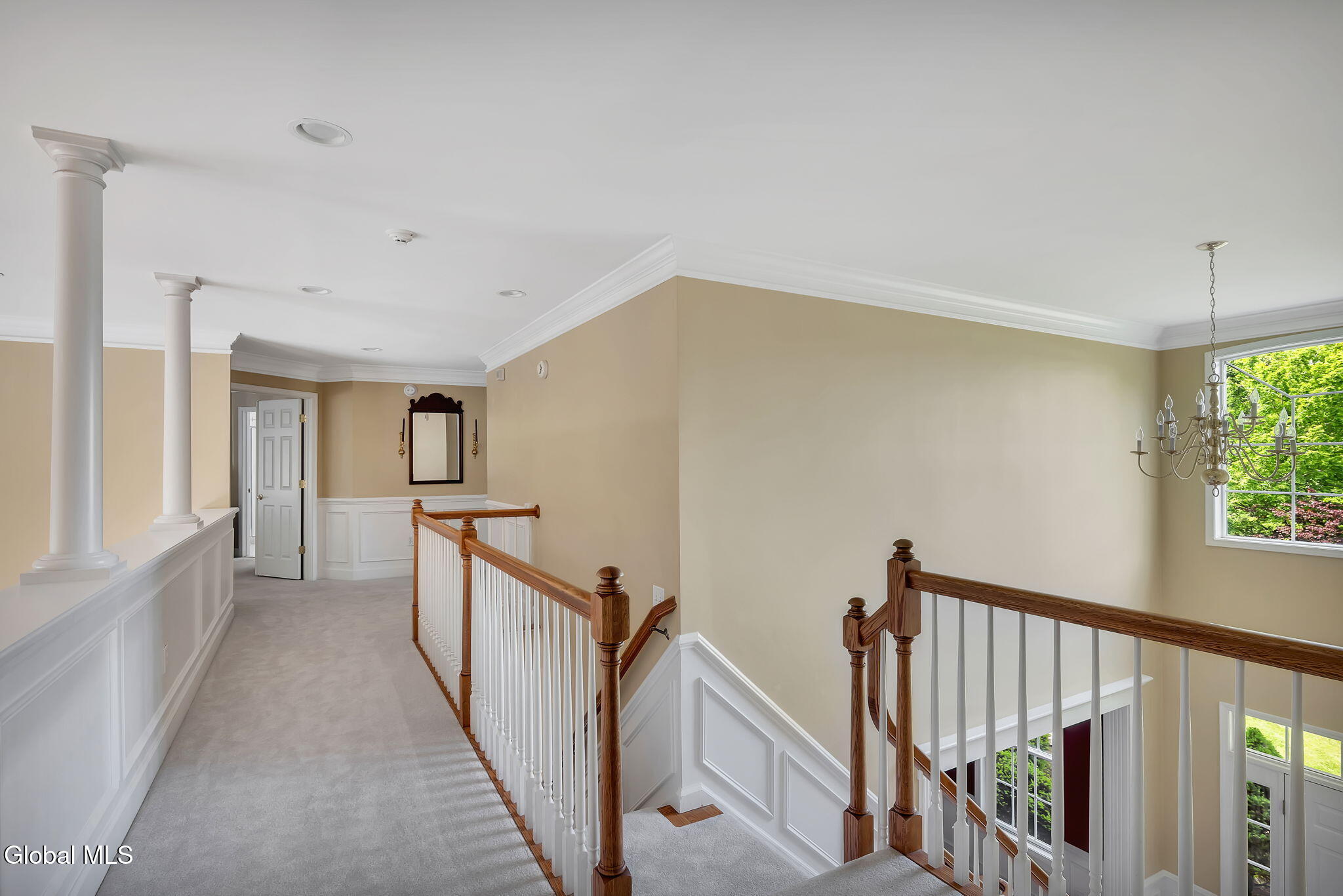 55 Outlook Drive South