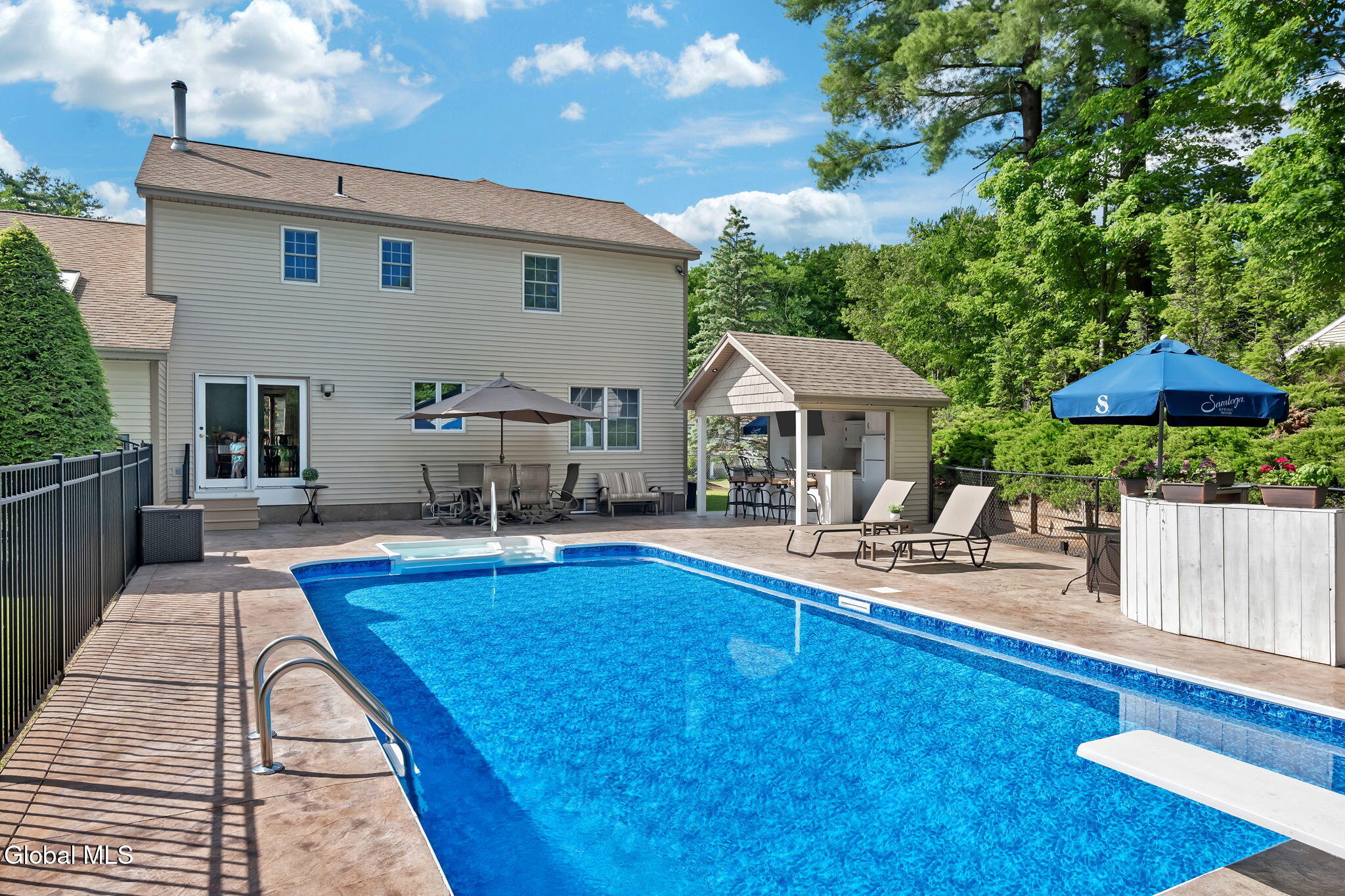 70 Longwood Drive