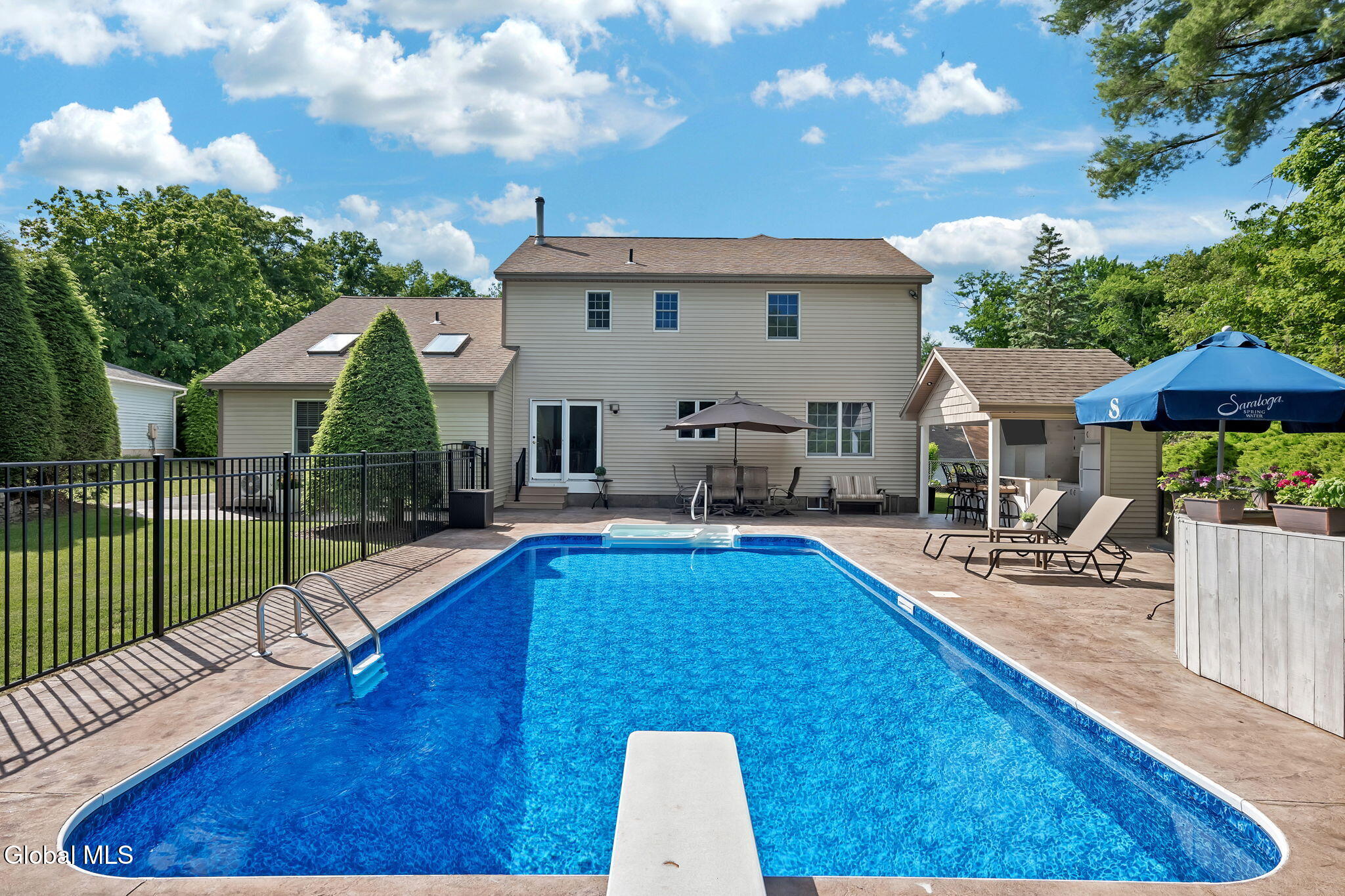 70 Longwood Drive