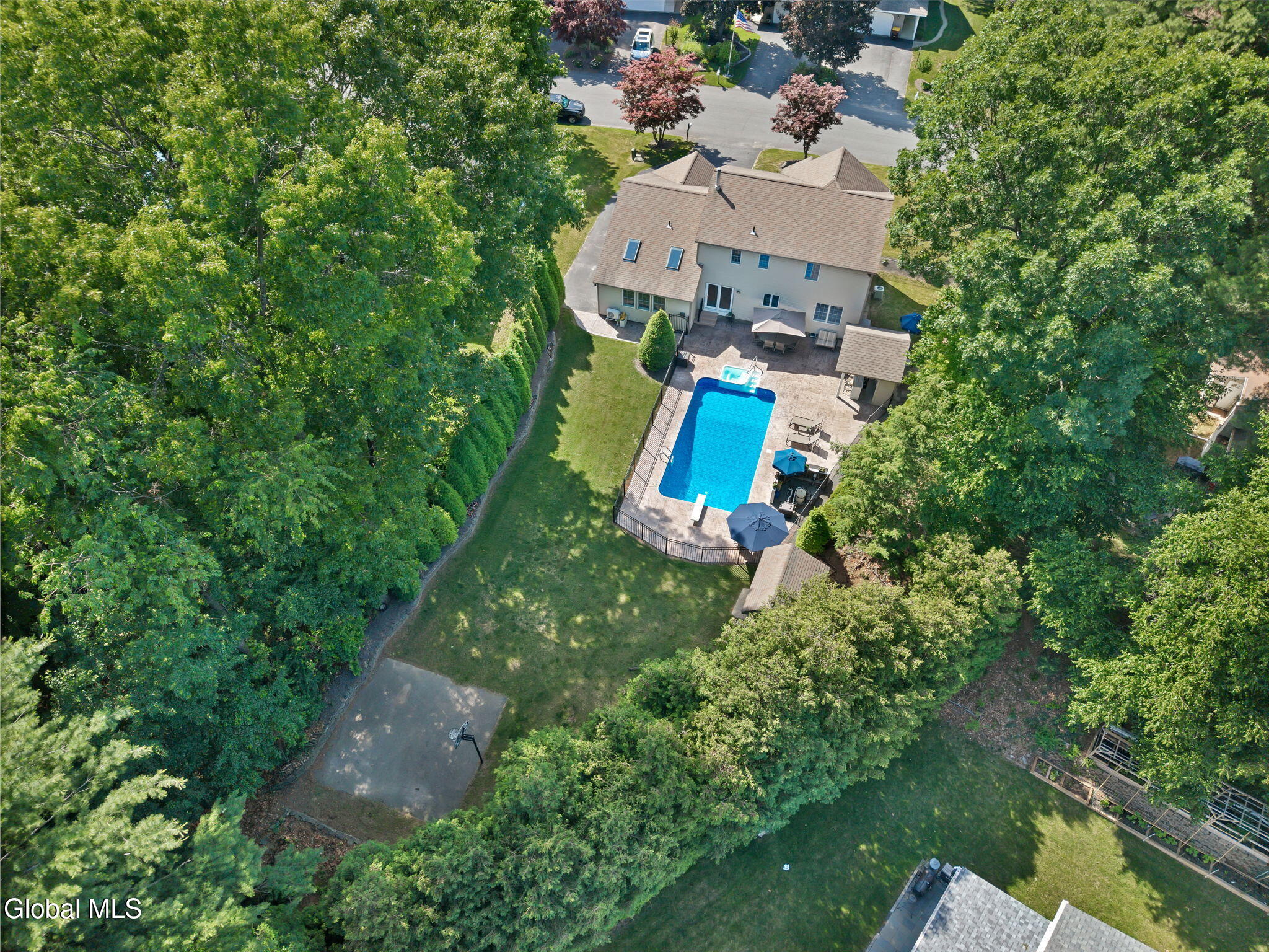 70 Longwood Drive