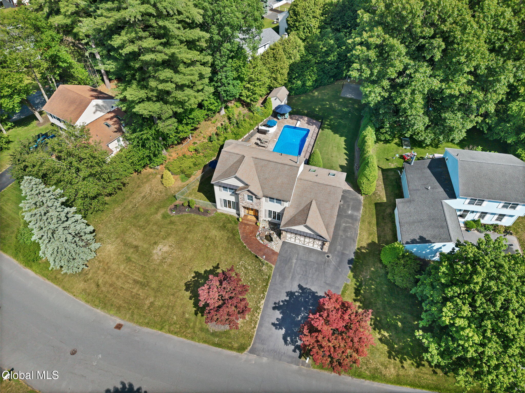 70 Longwood Drive