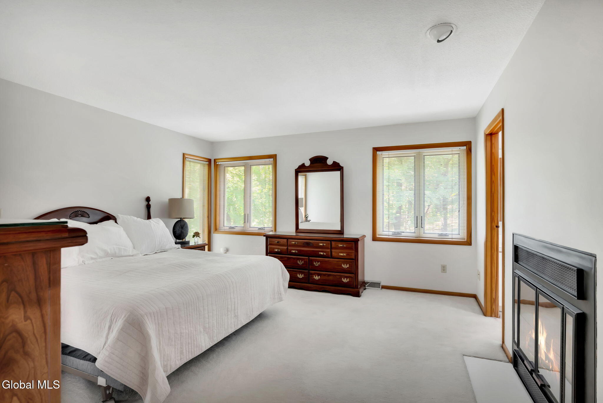 27 Robinwood Drive