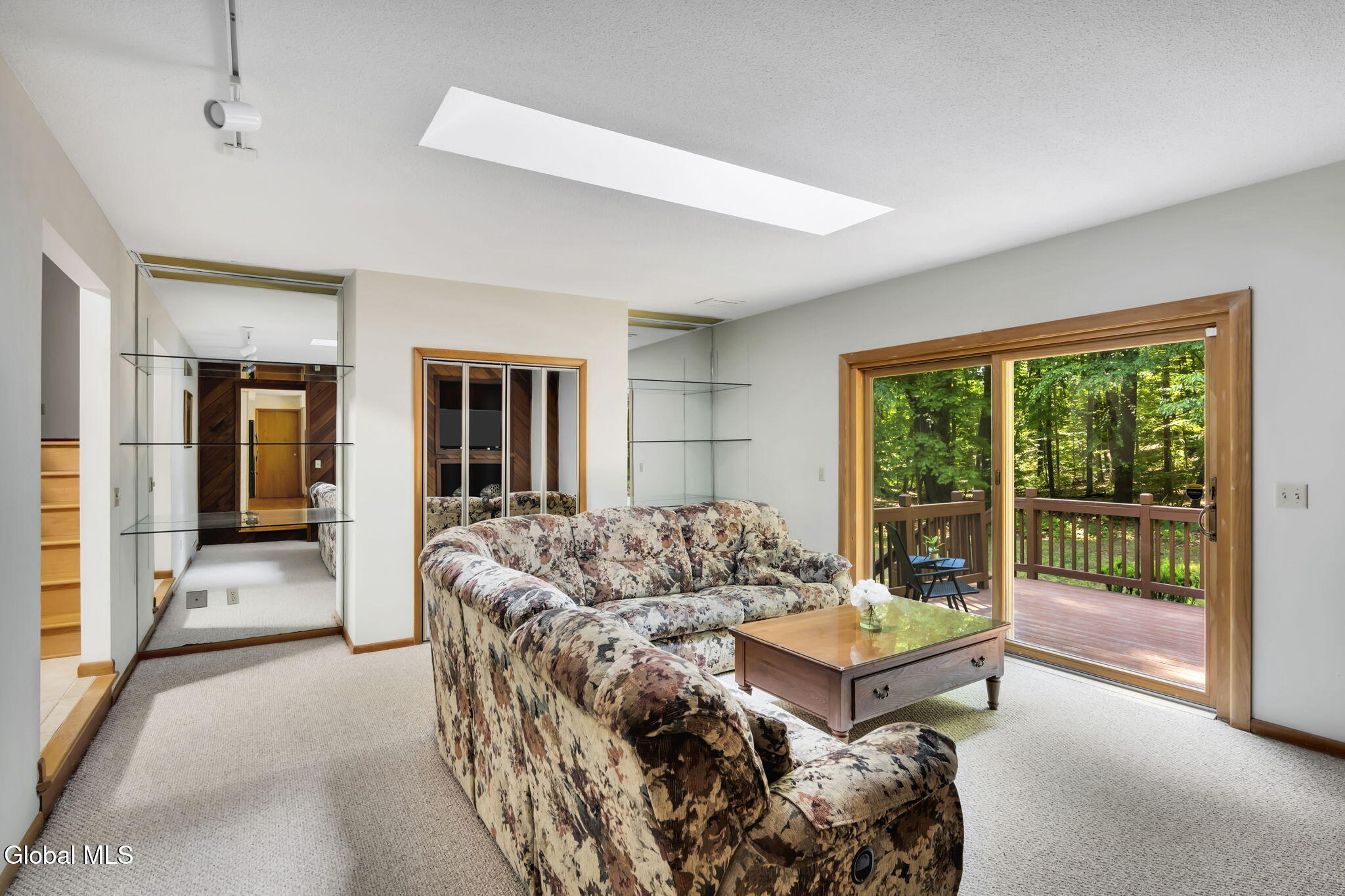 27 Robinwood Drive