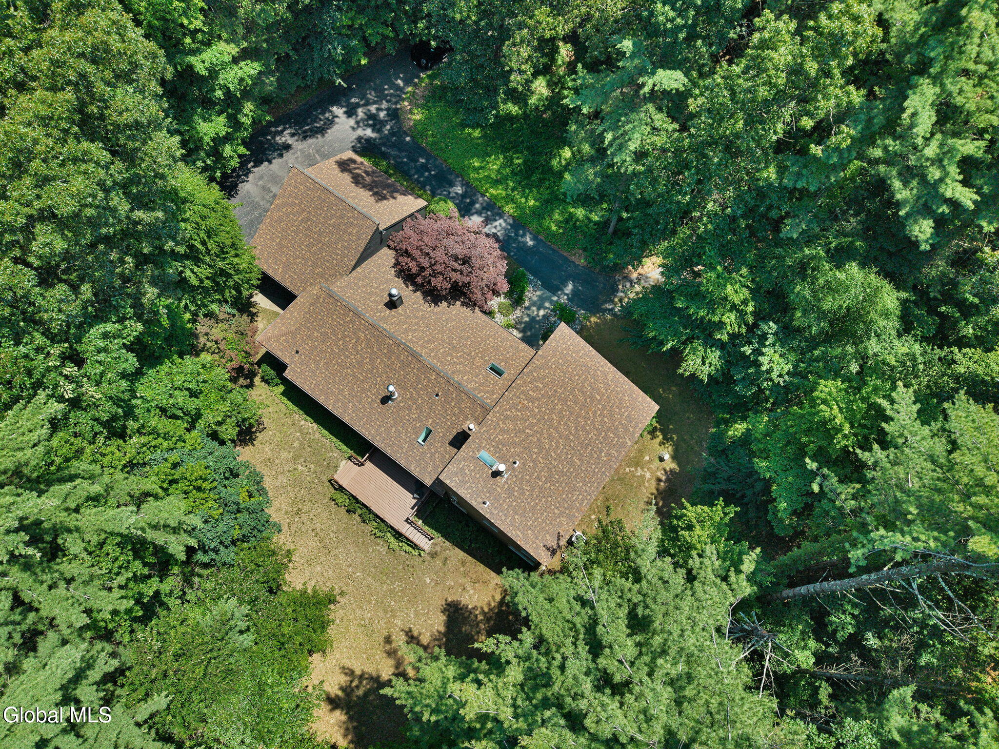 27 Robinwood Drive