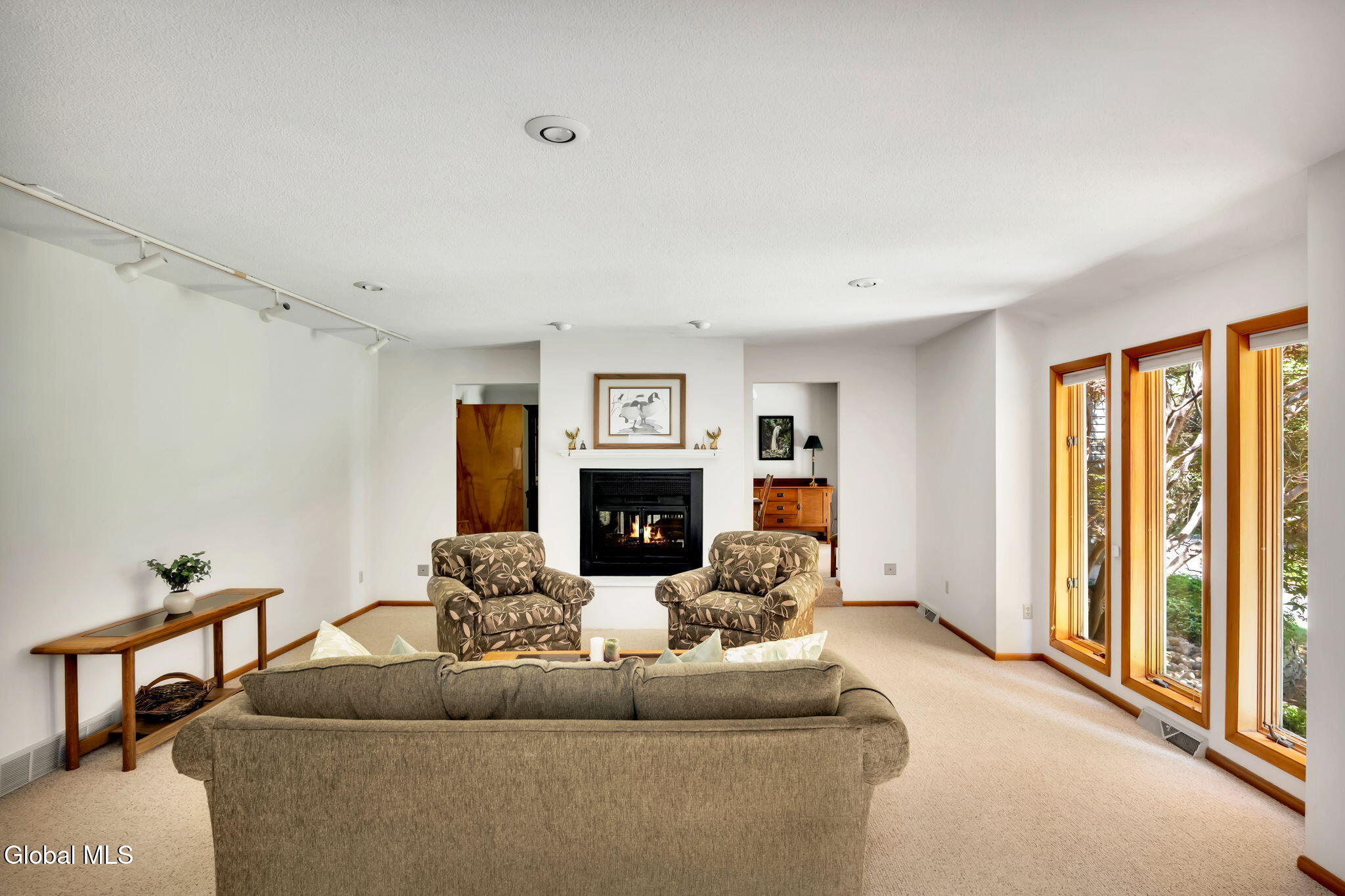 27 Robinwood Drive