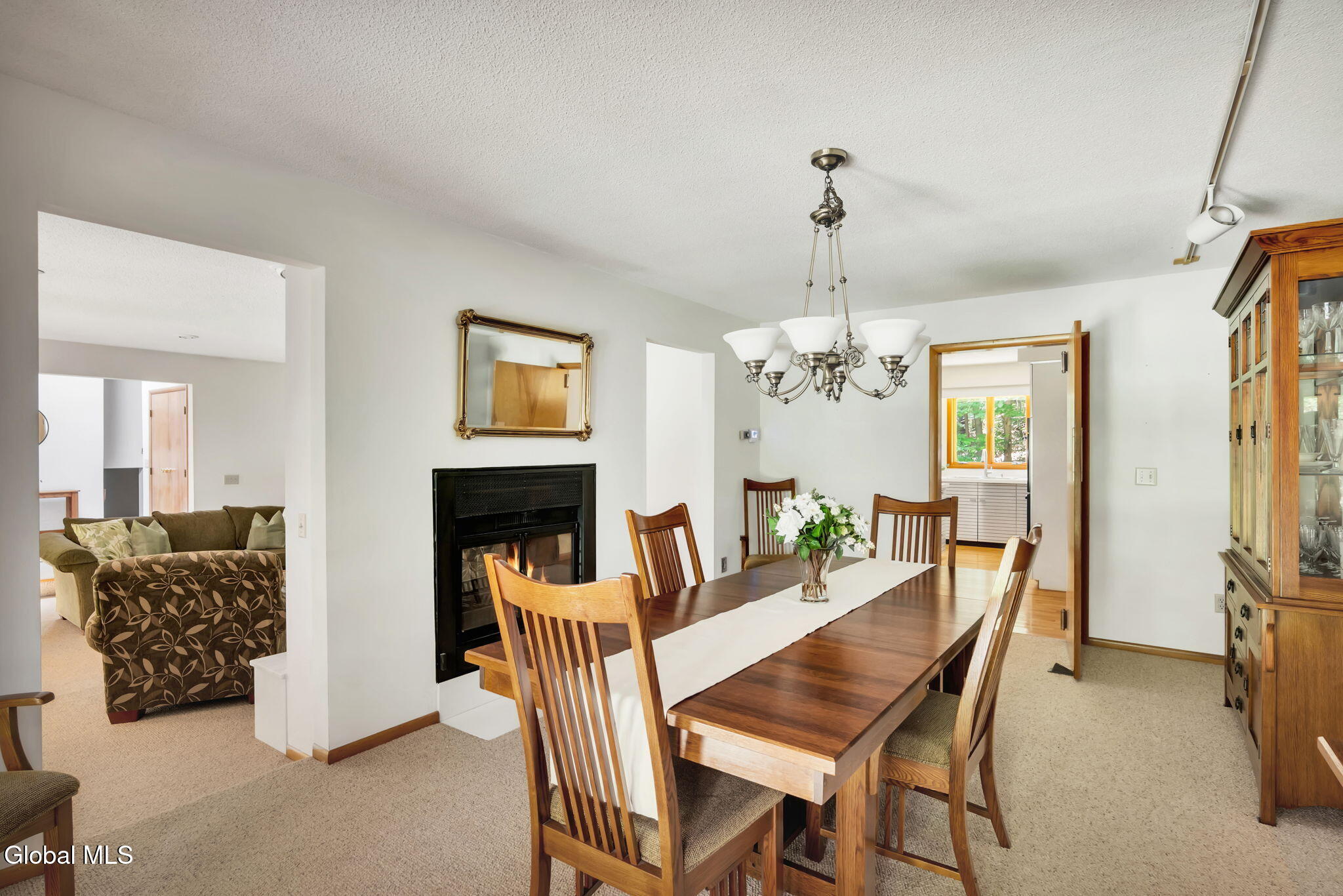 27 Robinwood Drive