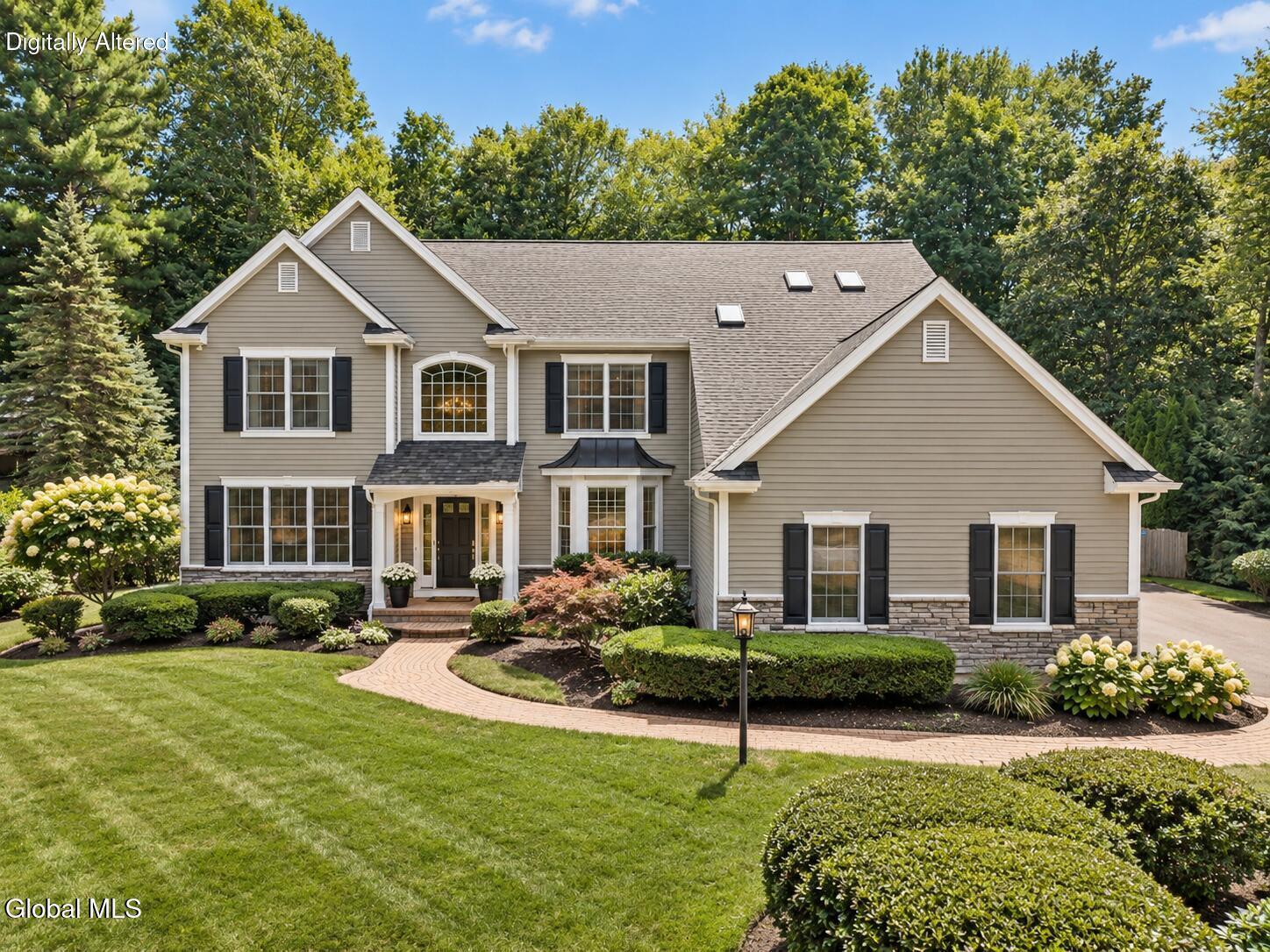 73 Robinwood Drive