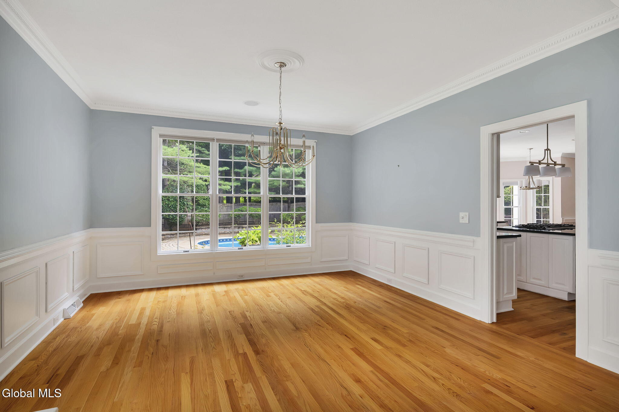 73 Robinwood Drive