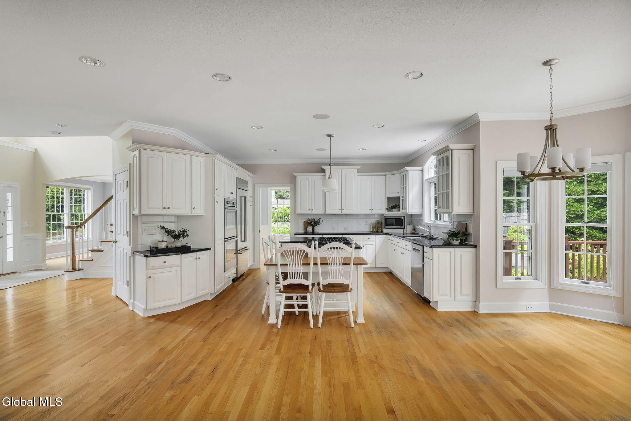 73 Robinwood Drive