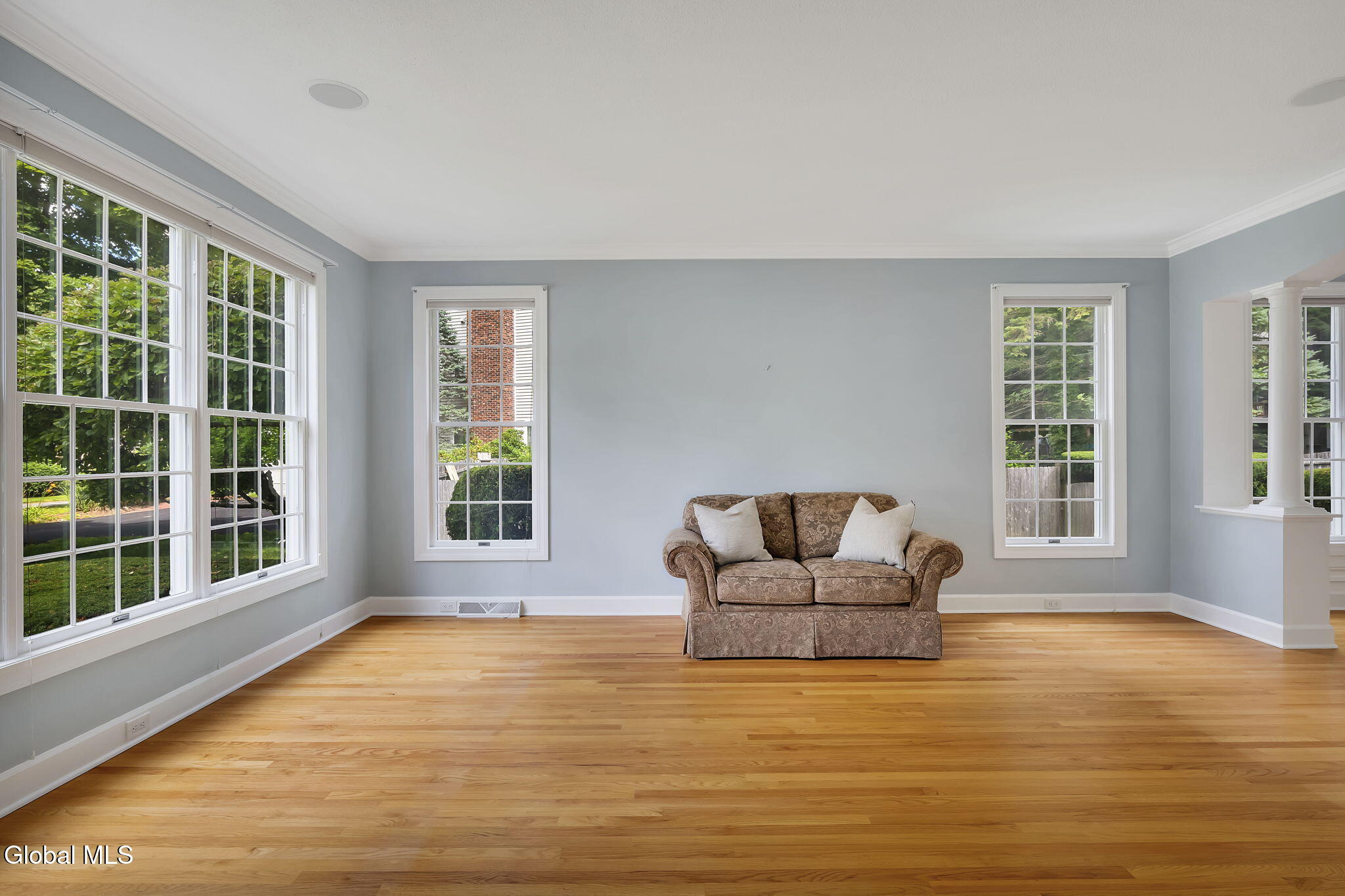 73 Robinwood Drive