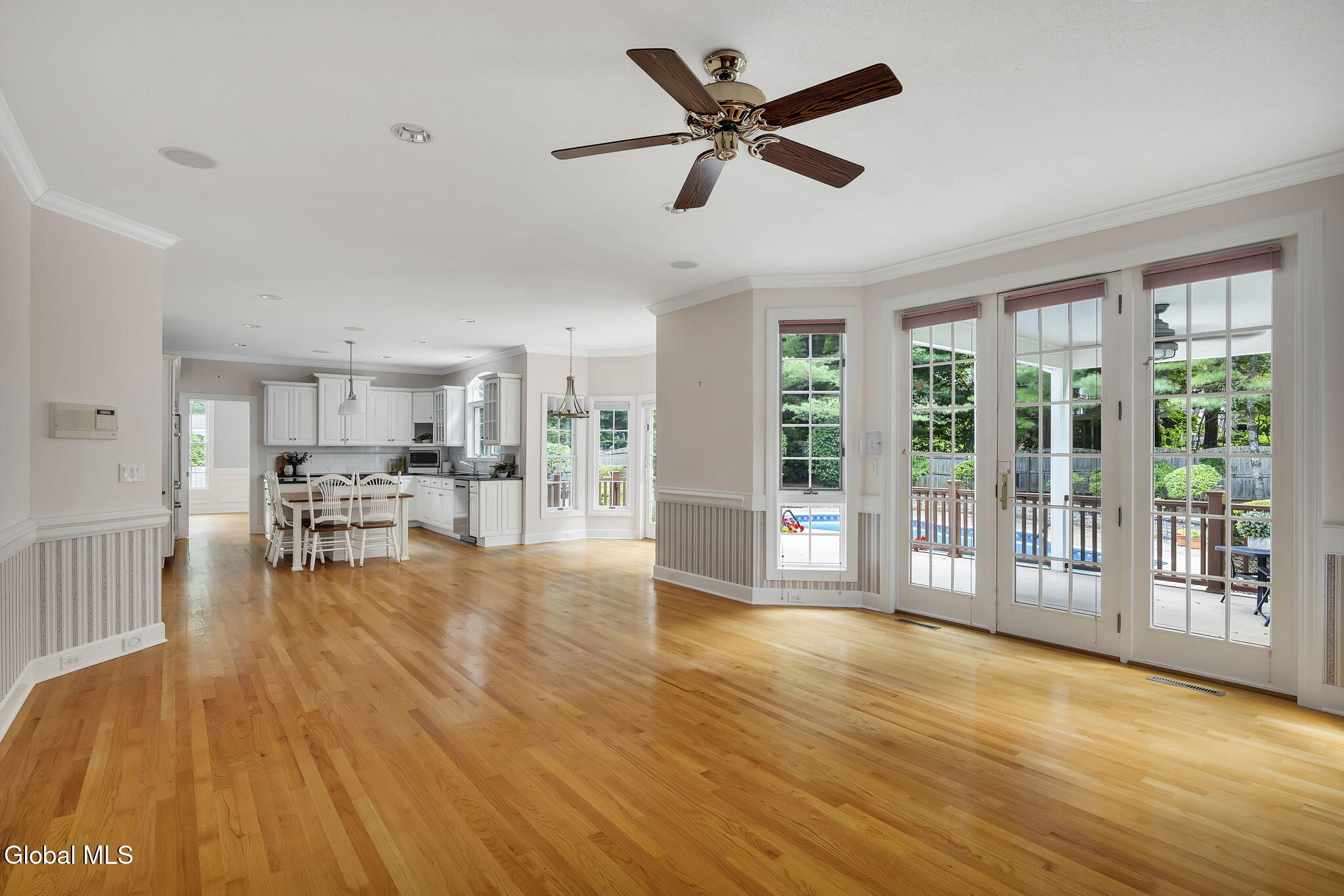 73 Robinwood Drive