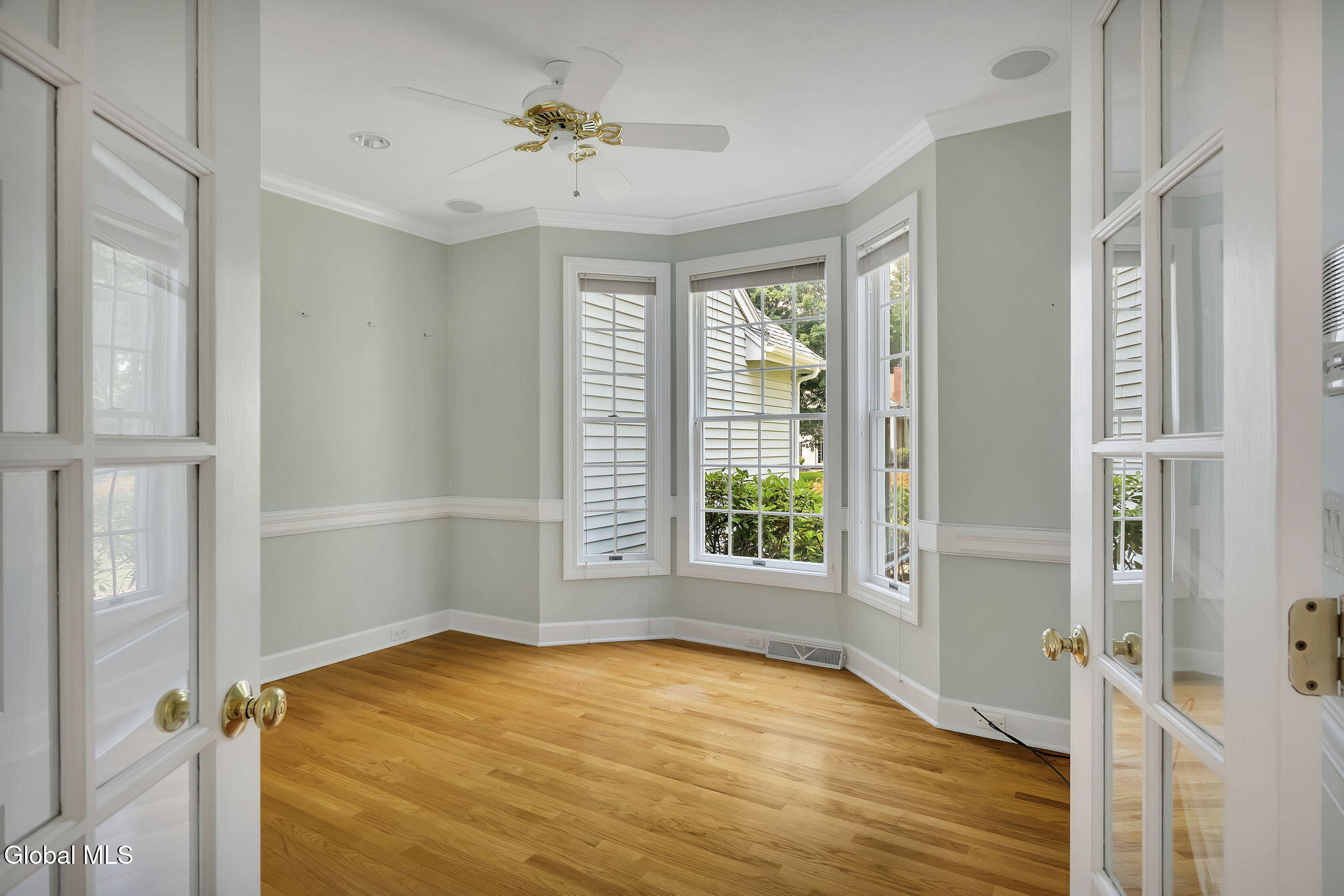 73 Robinwood Drive