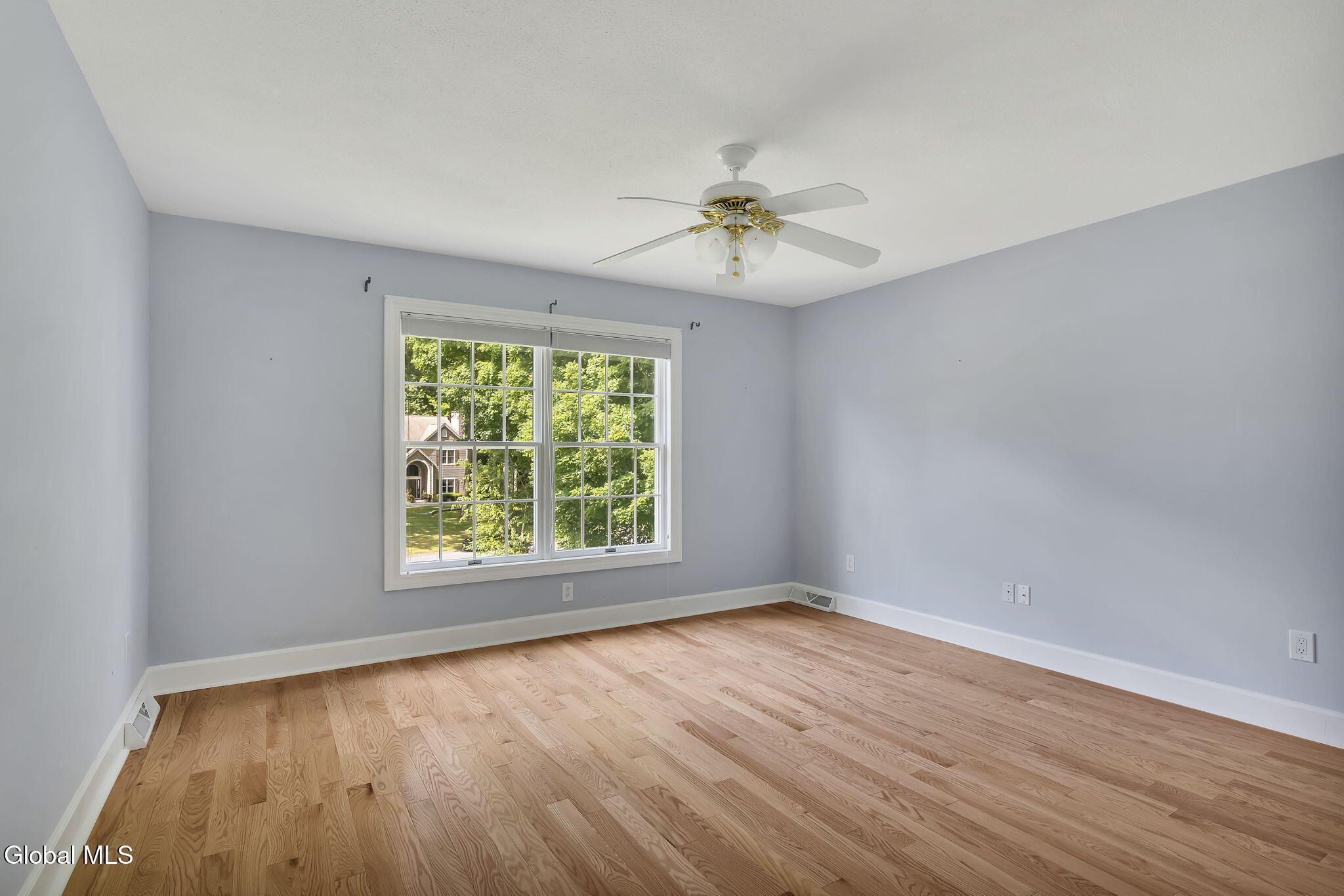 73 Robinwood Drive