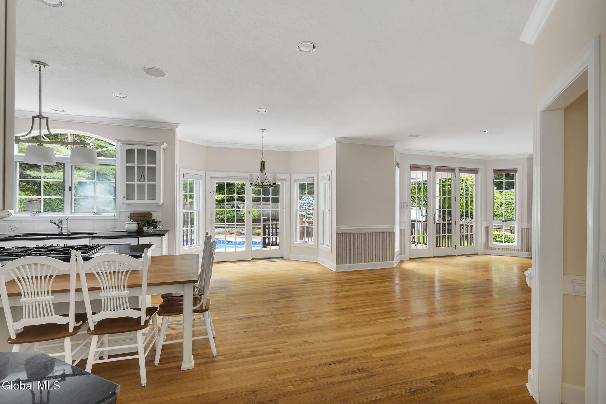 73 Robinwood Drive