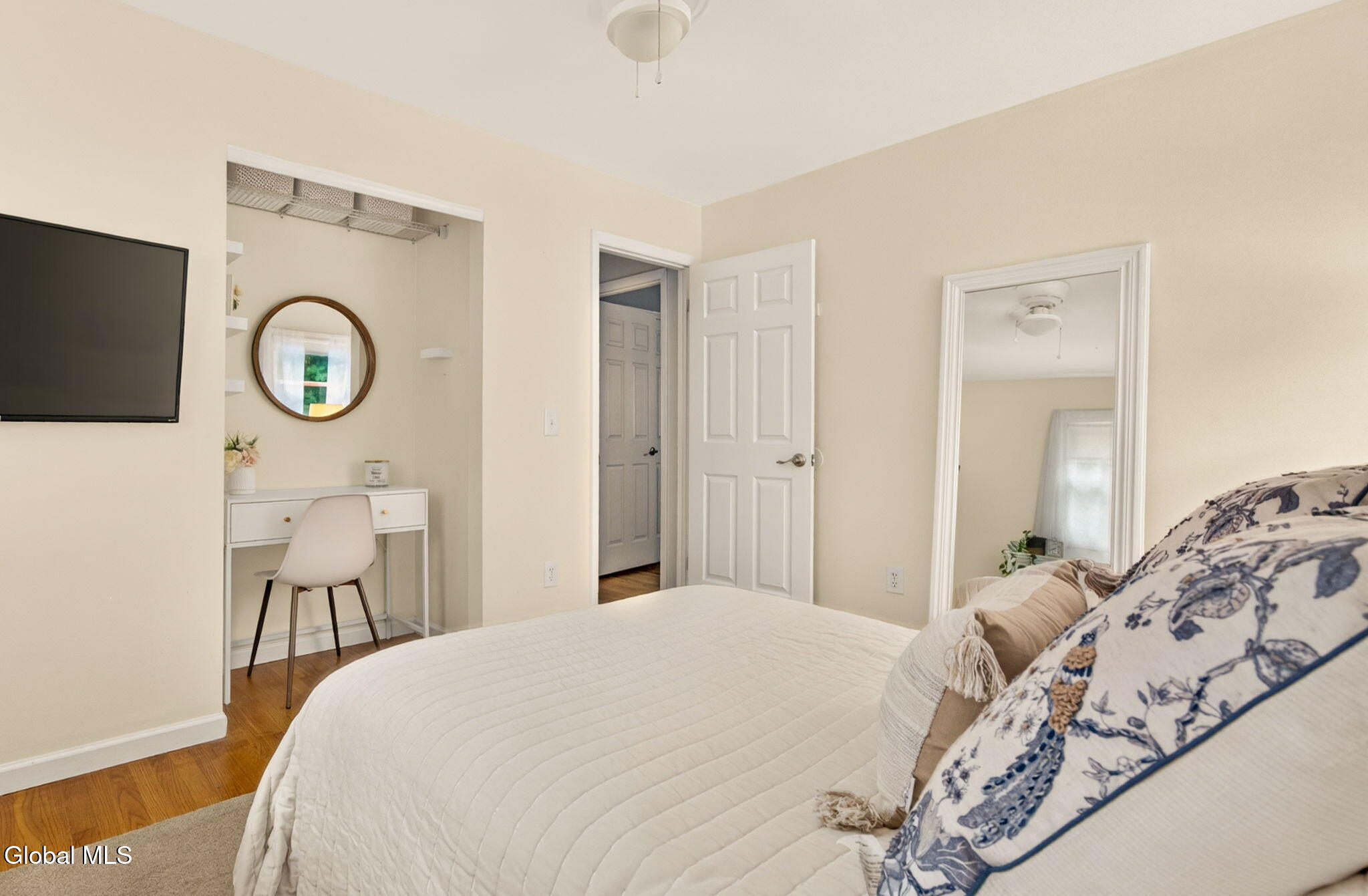23 Pico Road