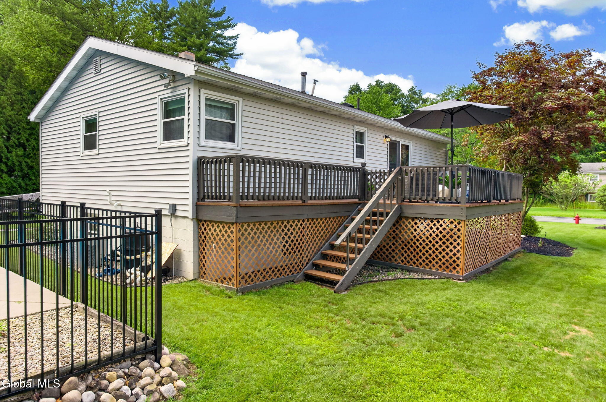 23 Pico Road