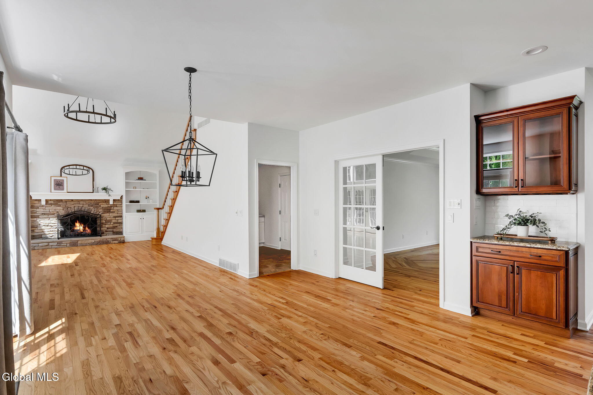 3 Woodland Drive