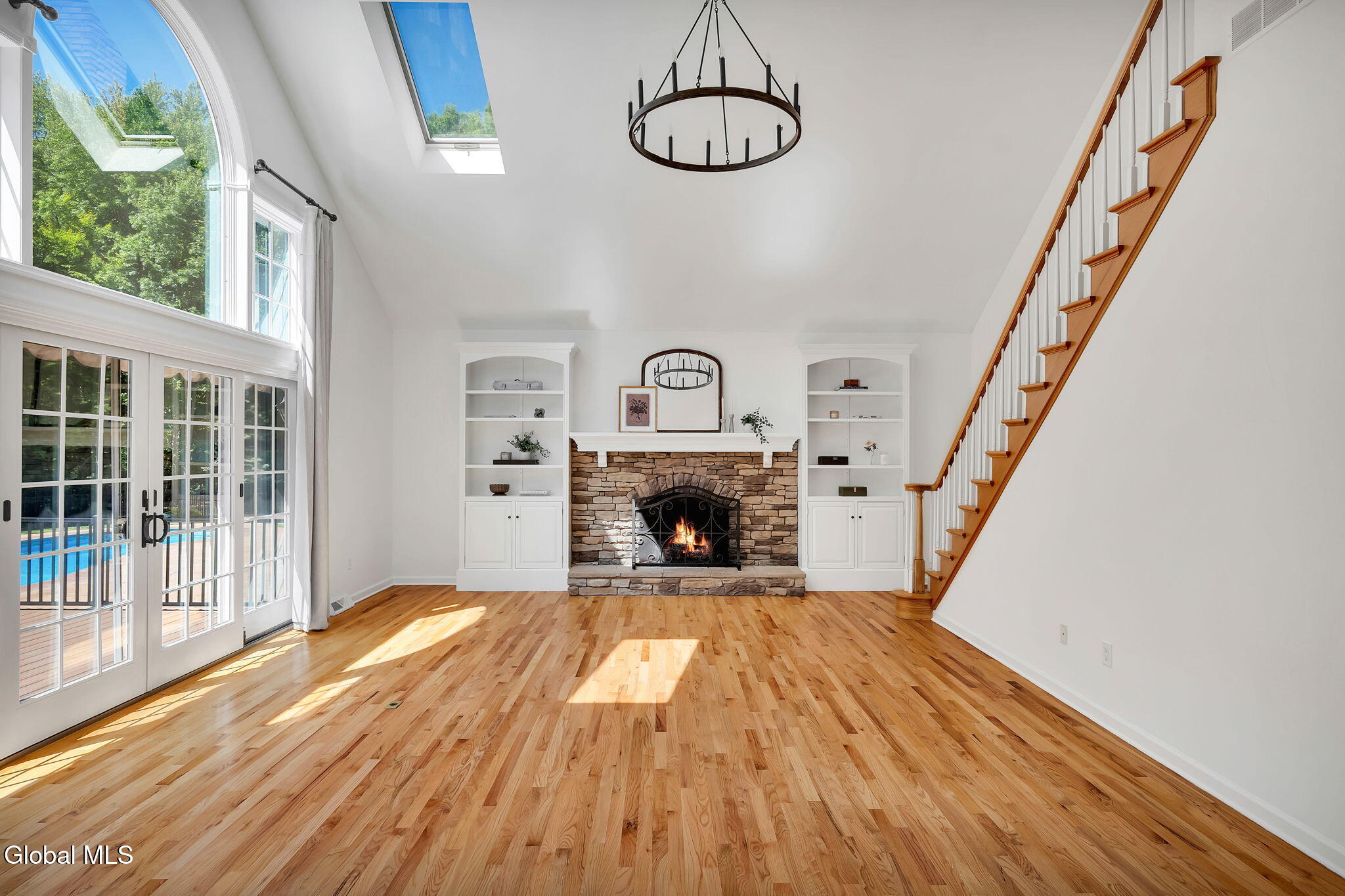 3 Woodland Drive