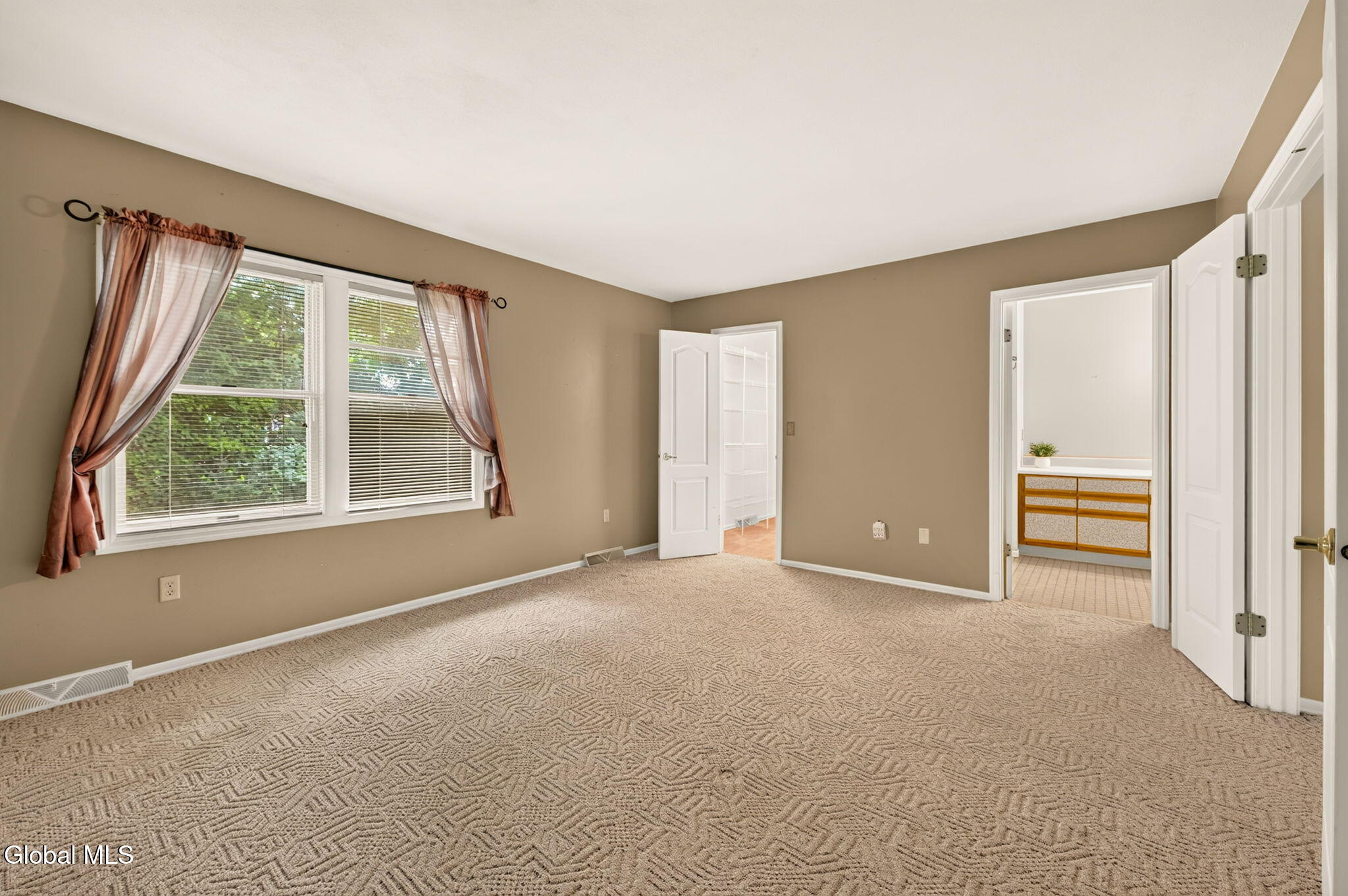 3B Tupelo Drive