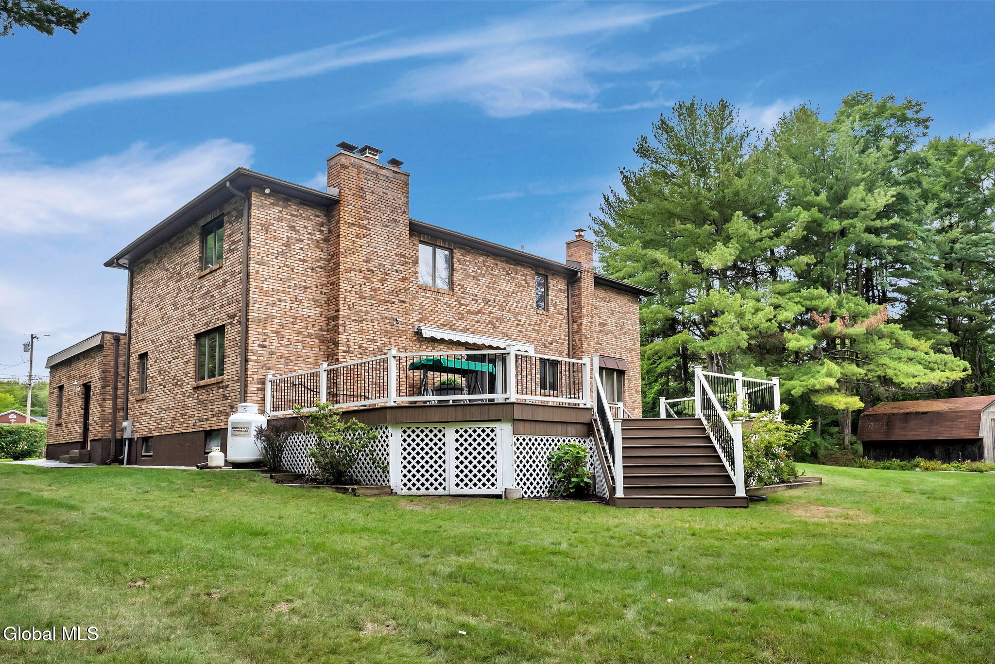 1046 Ridge Road