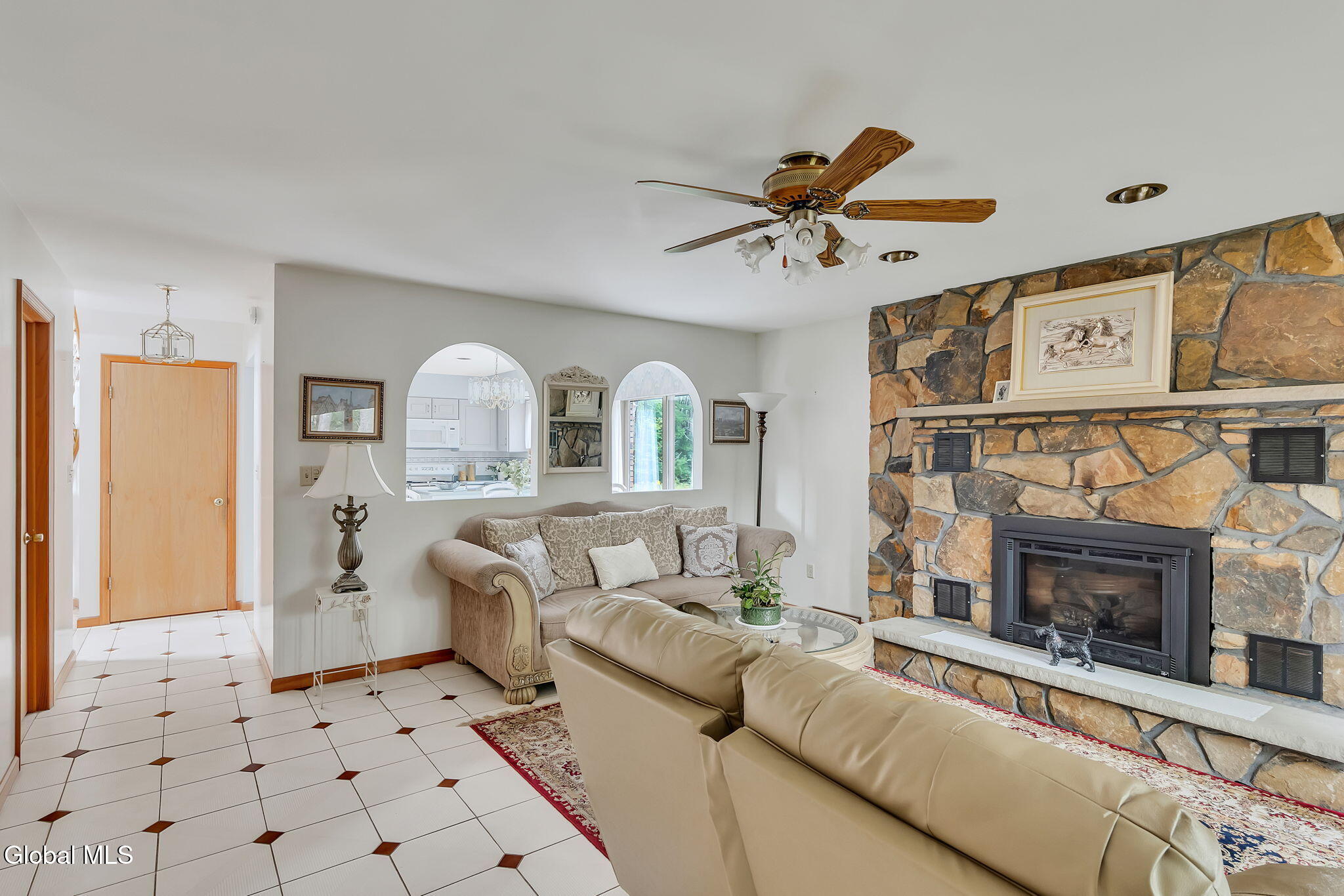 1046 Ridge Road