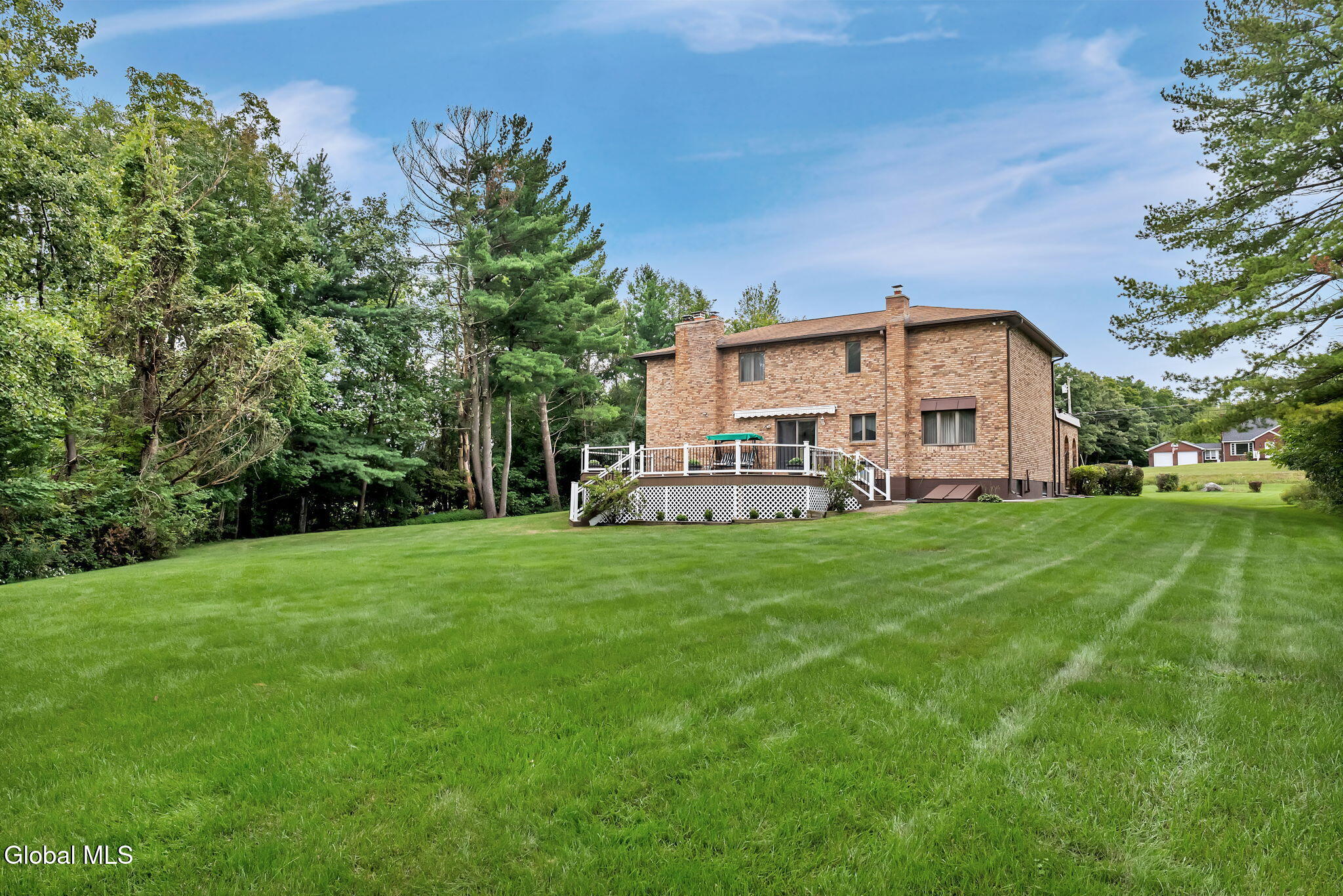 1046 Ridge Road