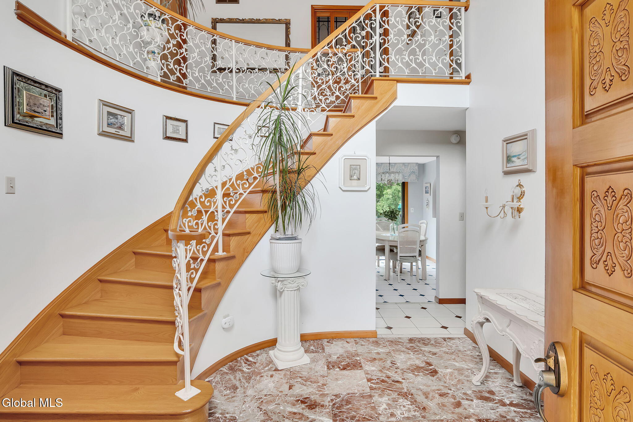 1046 Ridge Road