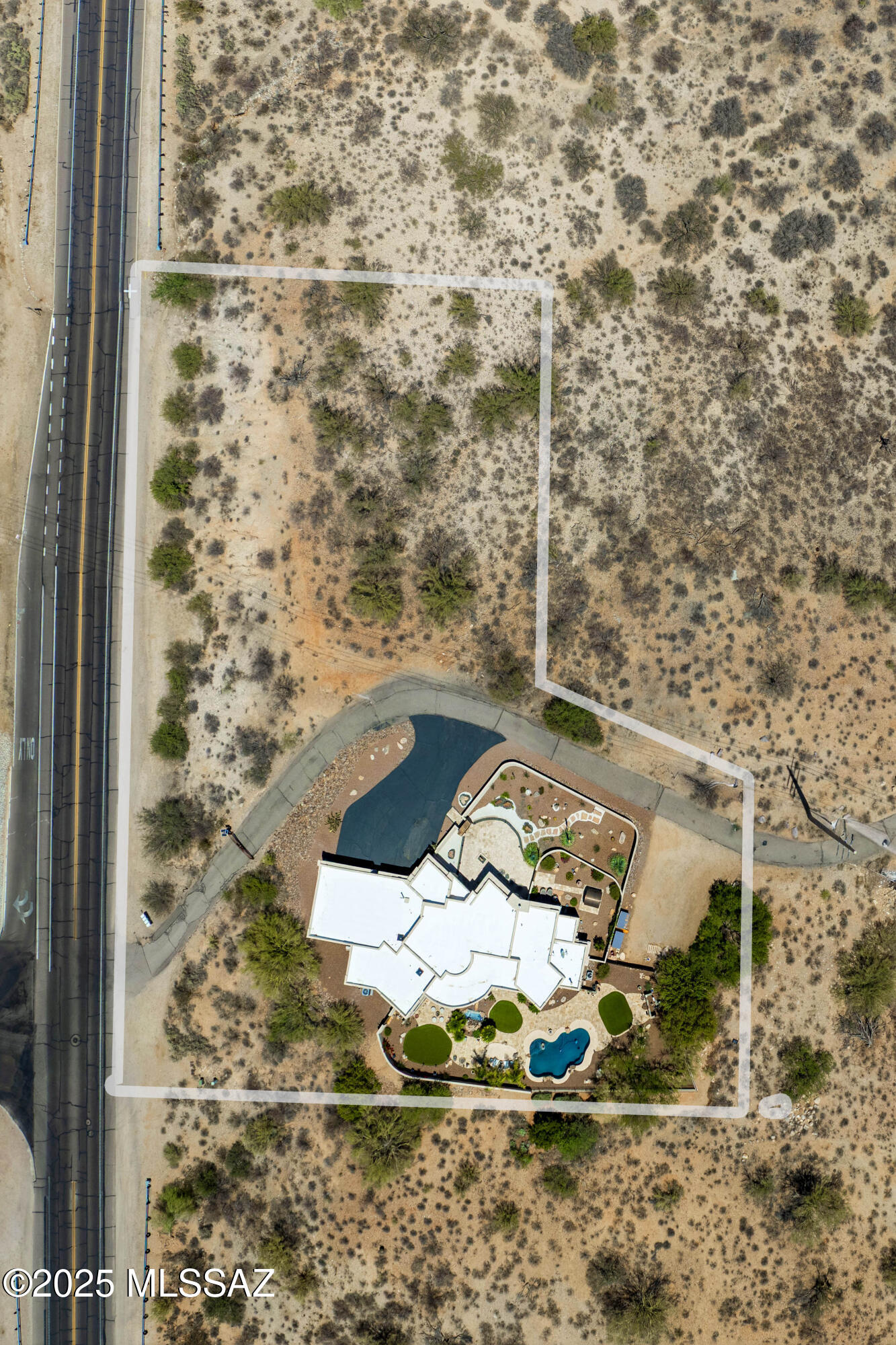 229 W Naranja Drive