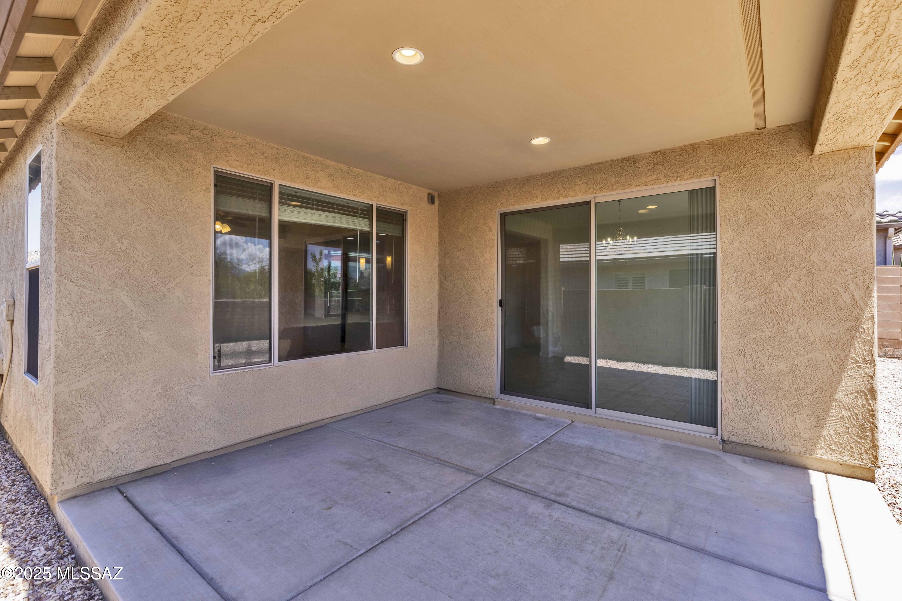 12038 N Raphael Way