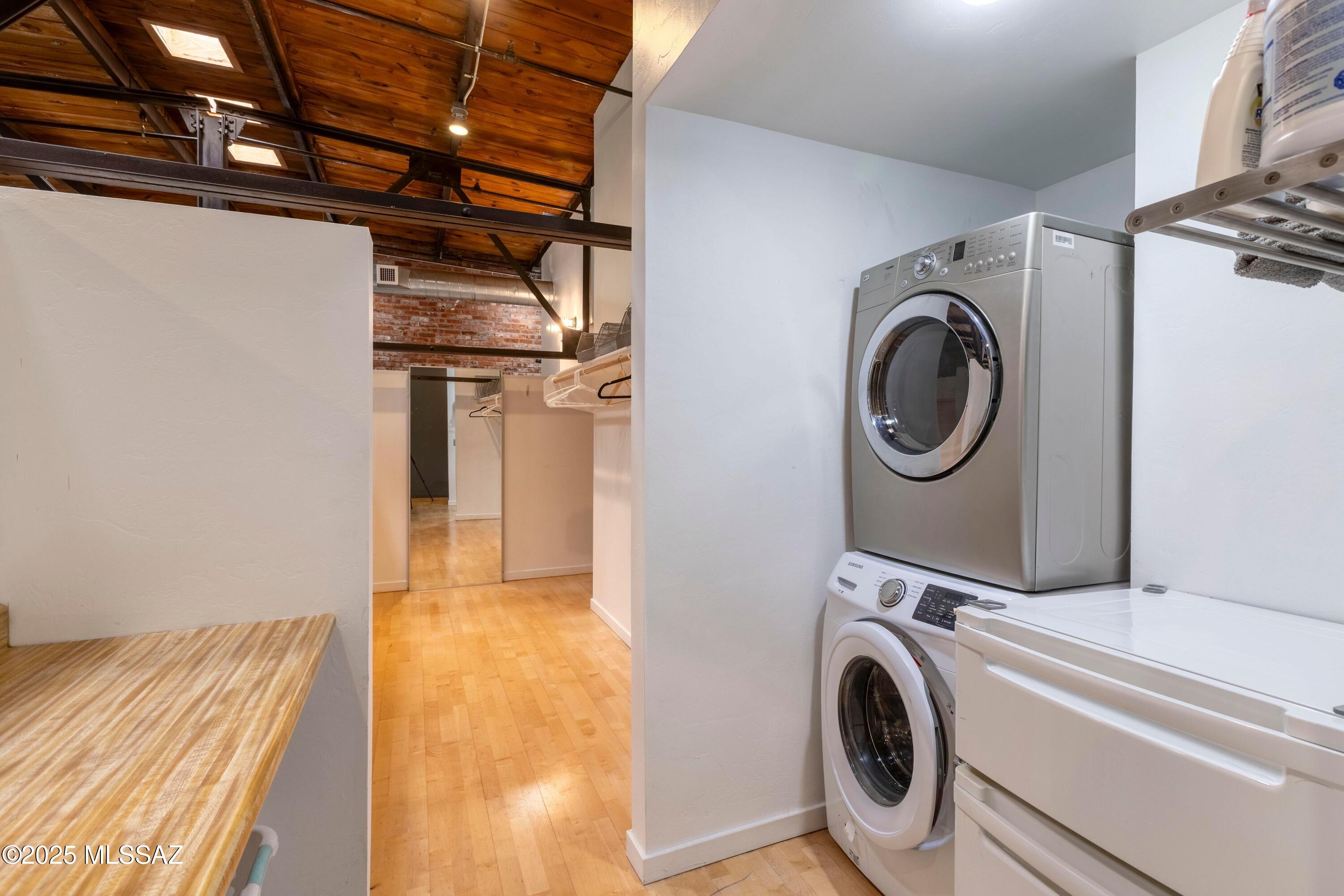 1001 E 17Th Street Unit: 122