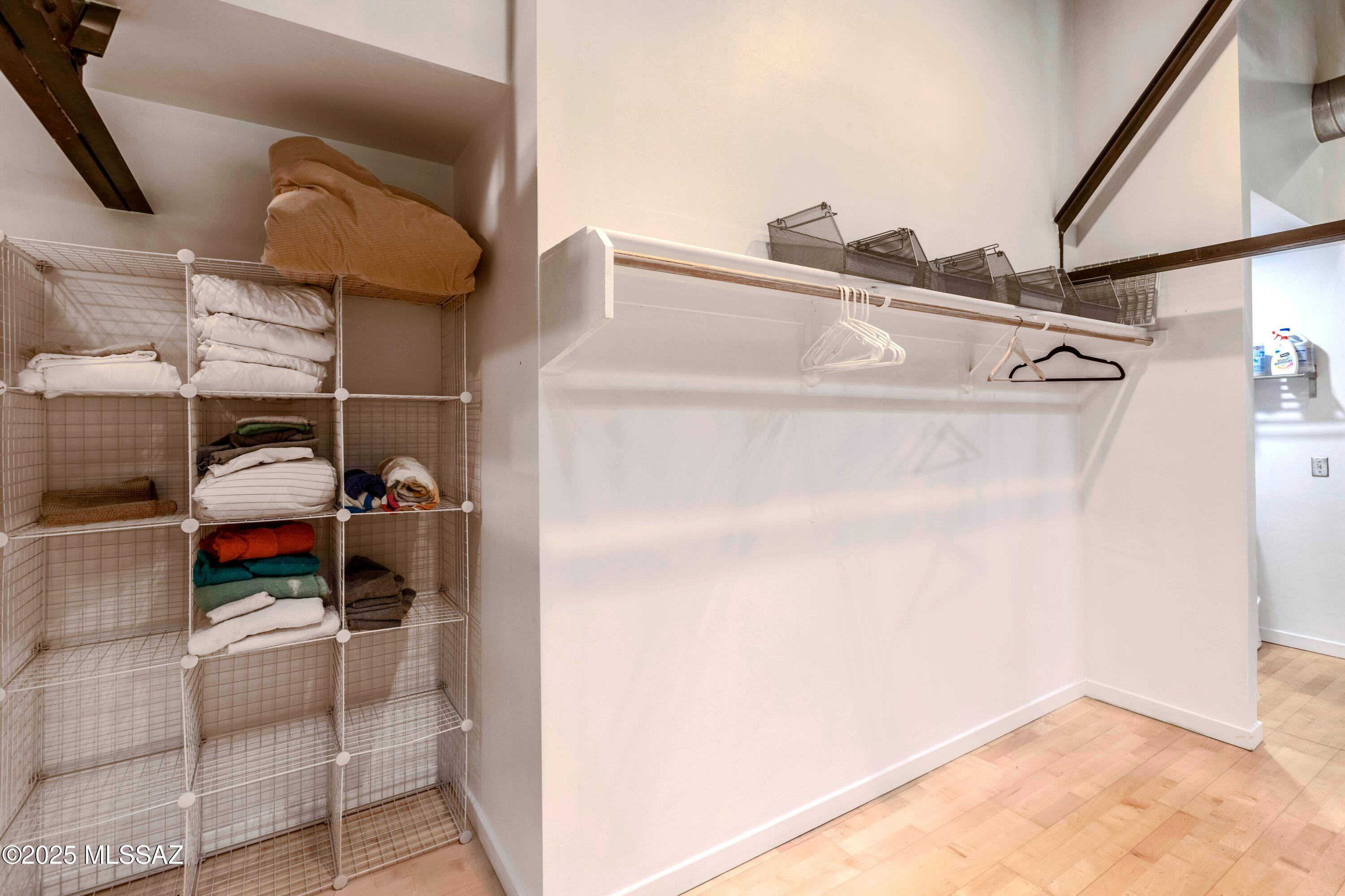 1001 E 17Th Street Unit: 122