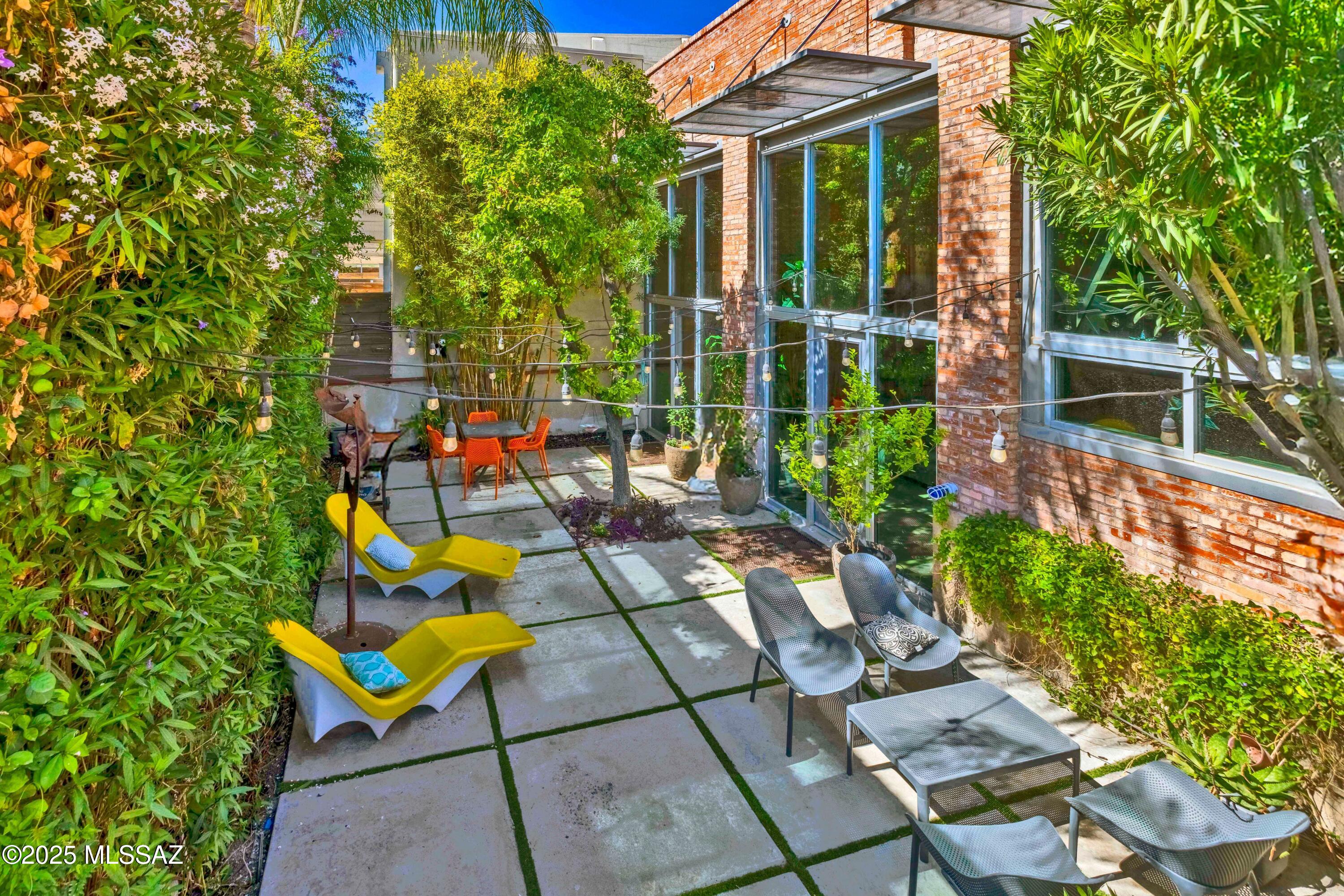 1001 E 17Th Street Unit: 122