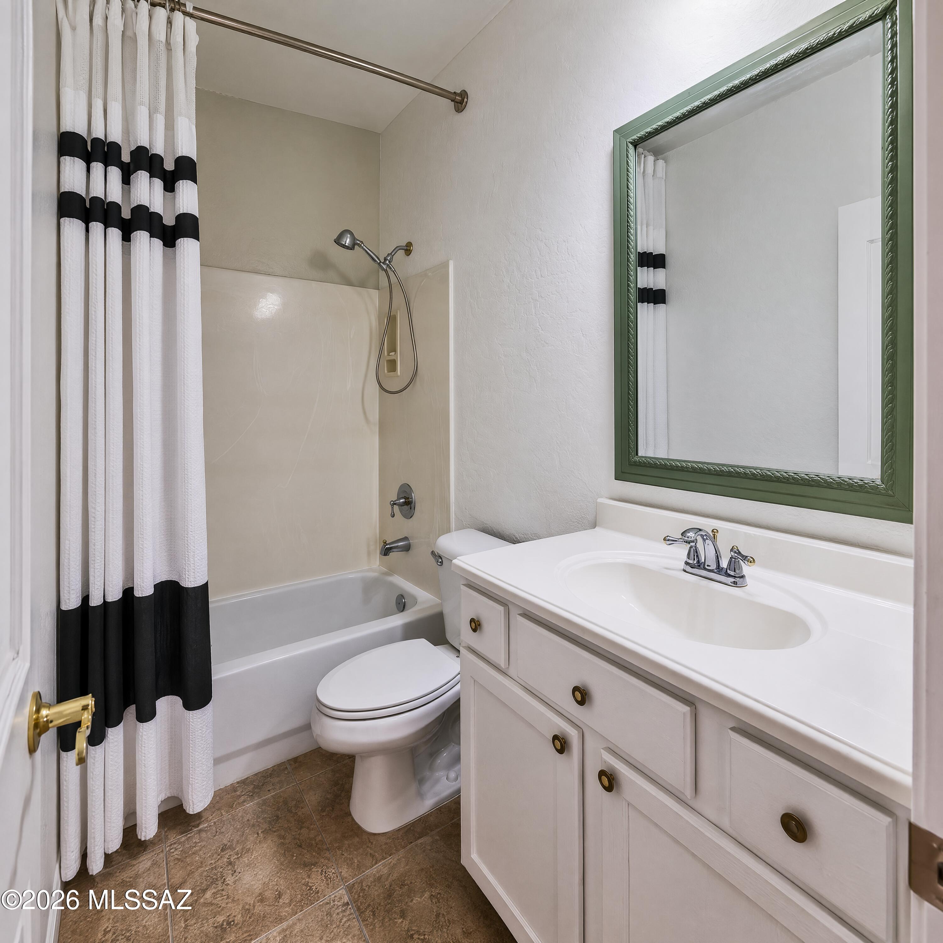 5426 W Pueblo Drive