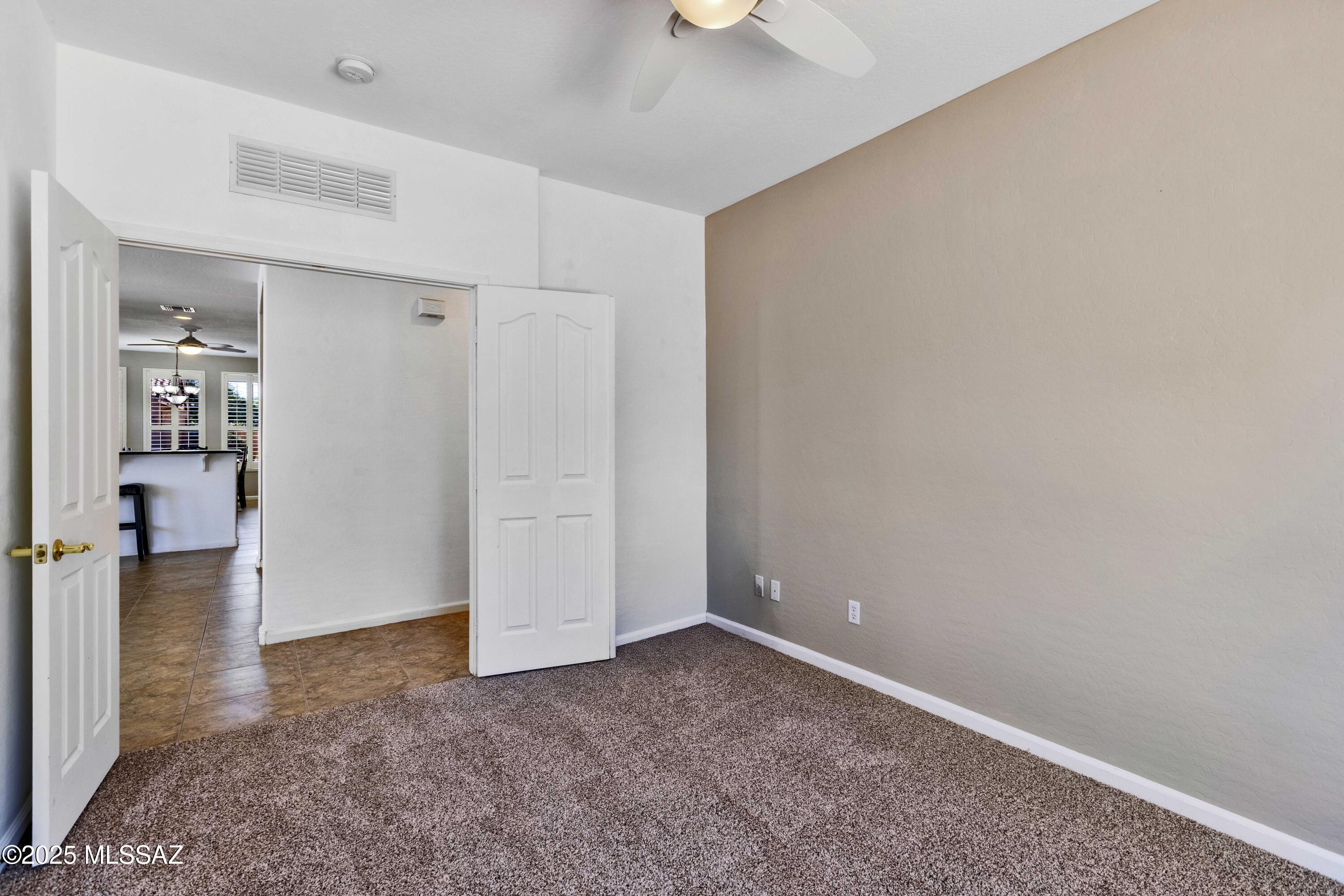 5426 W Pueblo Drive