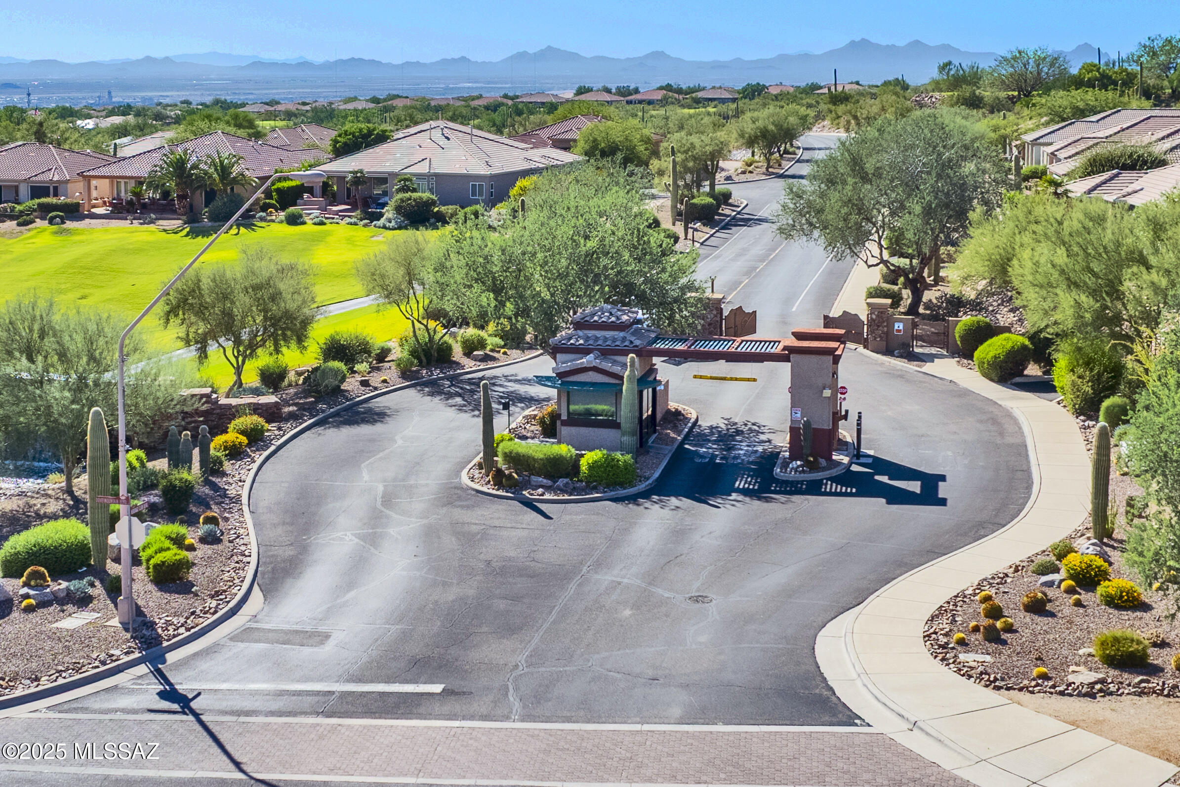 12979 N Desert Flora Lane