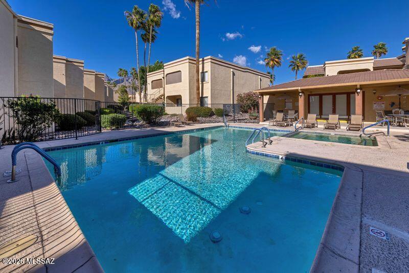 5500 N Valley View Road 101