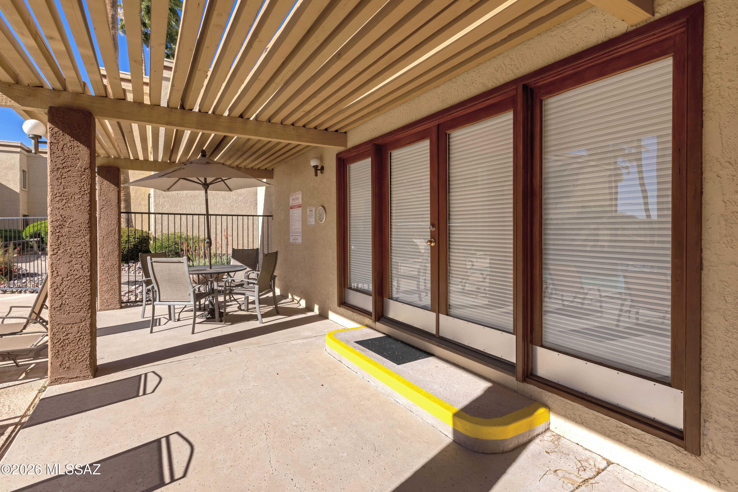 5500 N Valley View Road 101