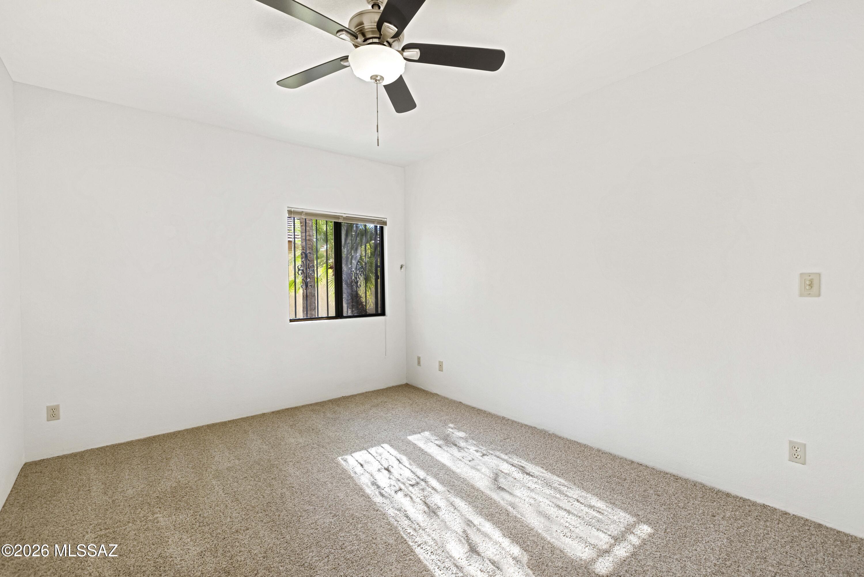 5500 N Valley View Road 101